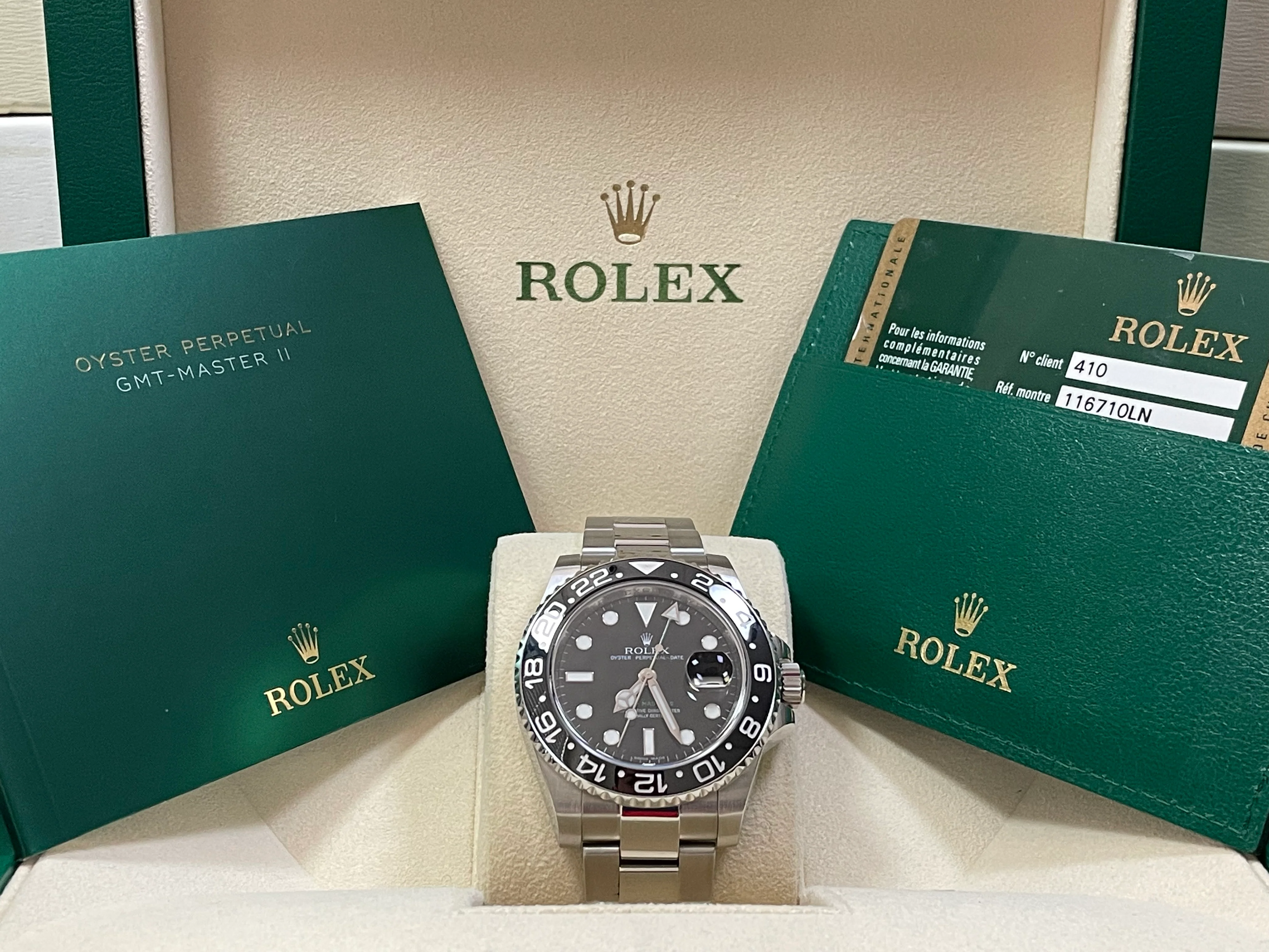 Rolex Steel GMT-Master II - M serial - Black Bezel - Black Dial - Oyster Bracelet - 116710LN