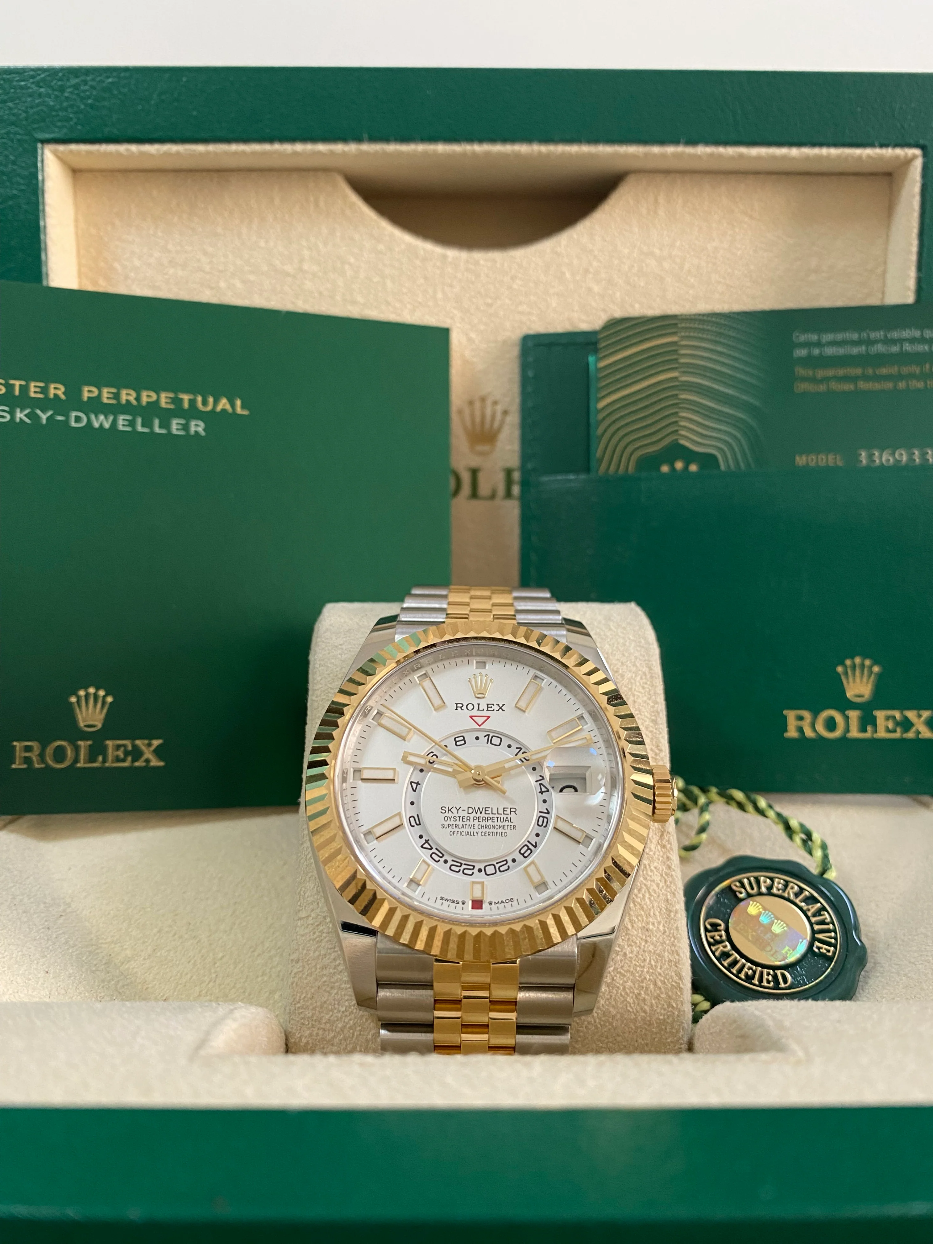 Rolex Yellow Rolesor Sky-Dweller - 2024 - White Index Dial - Jubilee Bracelet - 336933 *FULL SET*
