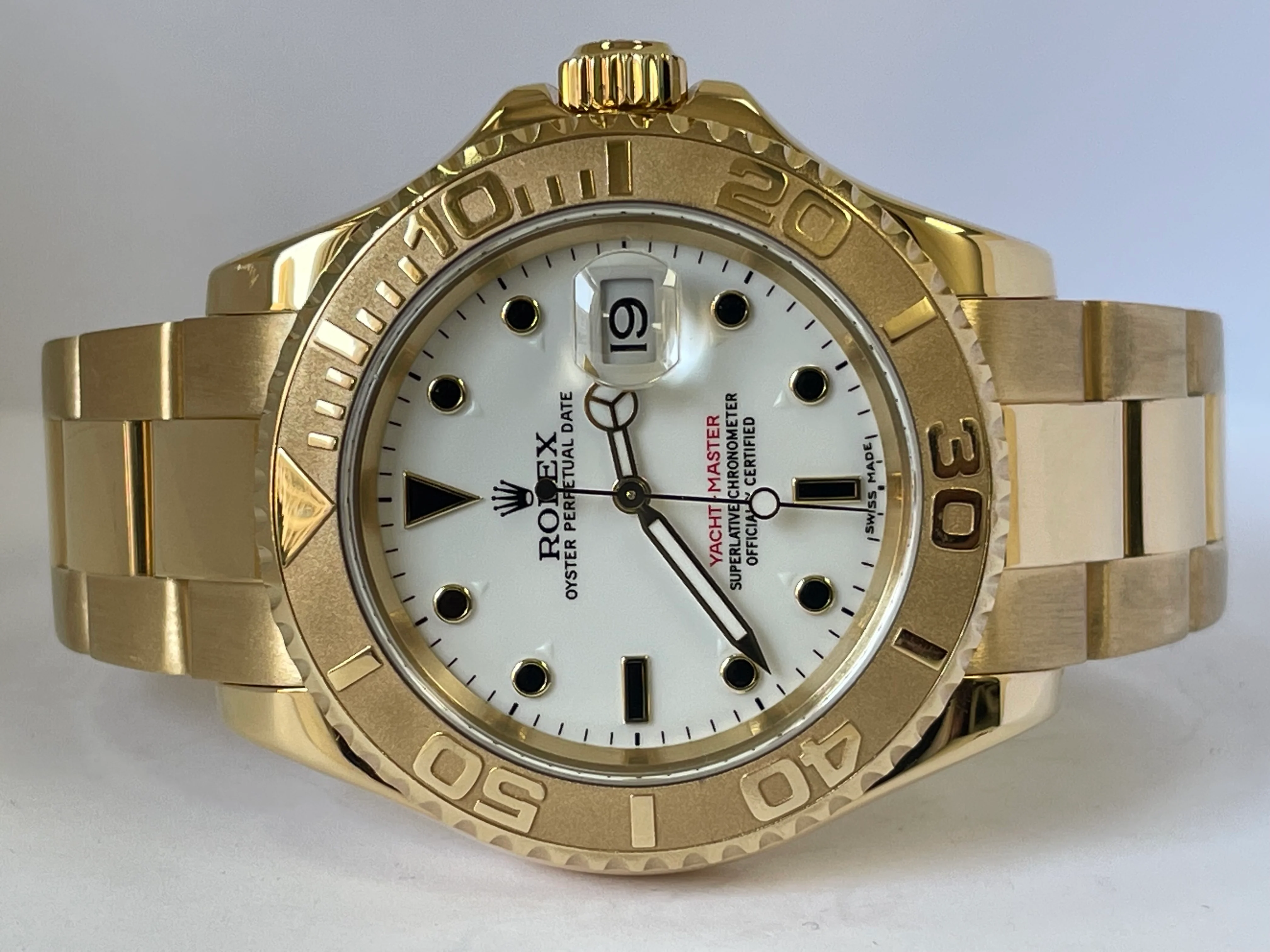Rolex Yellow Gold Yacht-Master 40 - White Dial - 16628