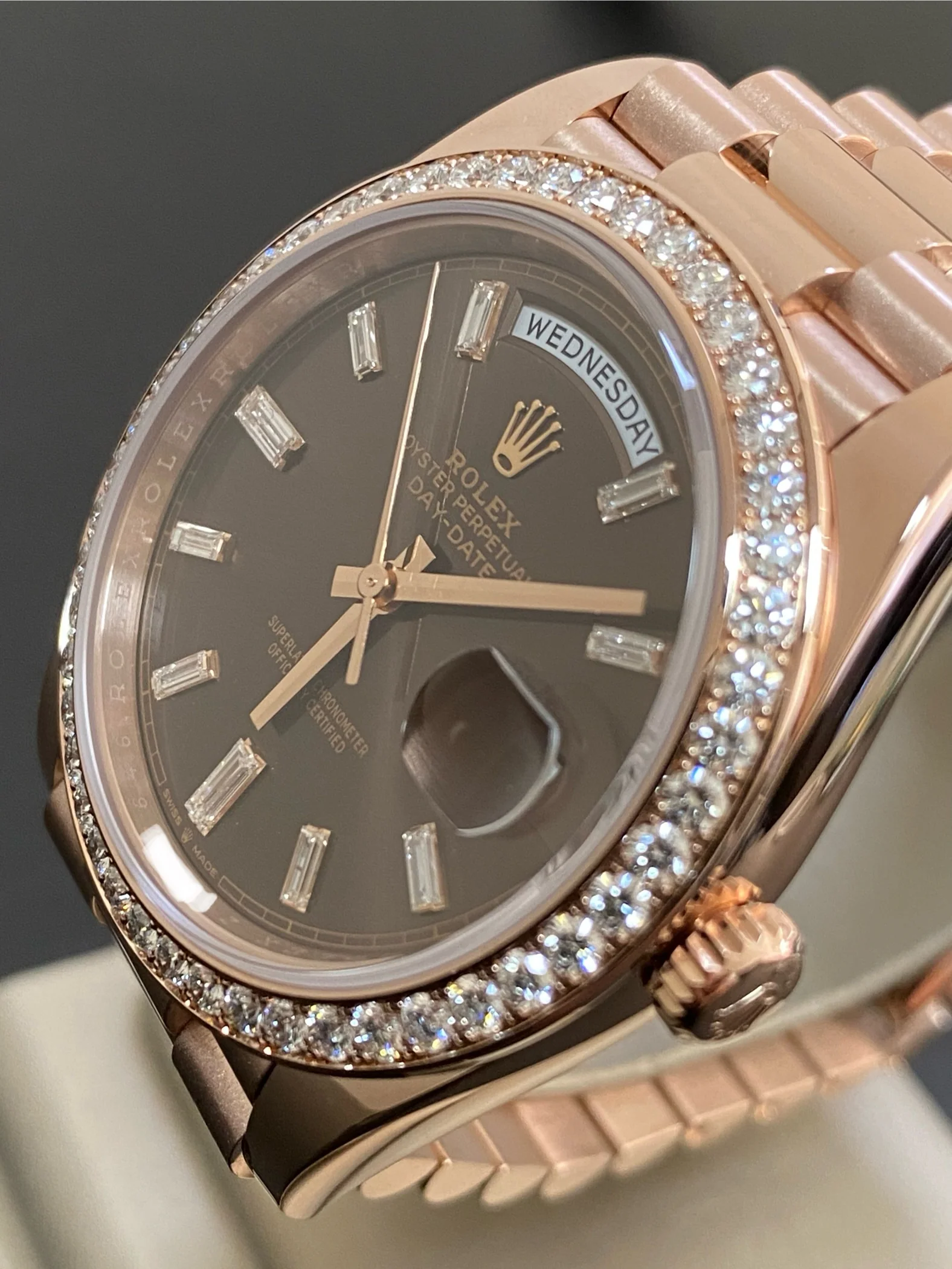 Rolex Everose Gold Day-Date 40 - 2018 - Diamond-Set Bezel - Chocolate Baguette Dial - President Bracelet - 228345RBR *FULL SET*
