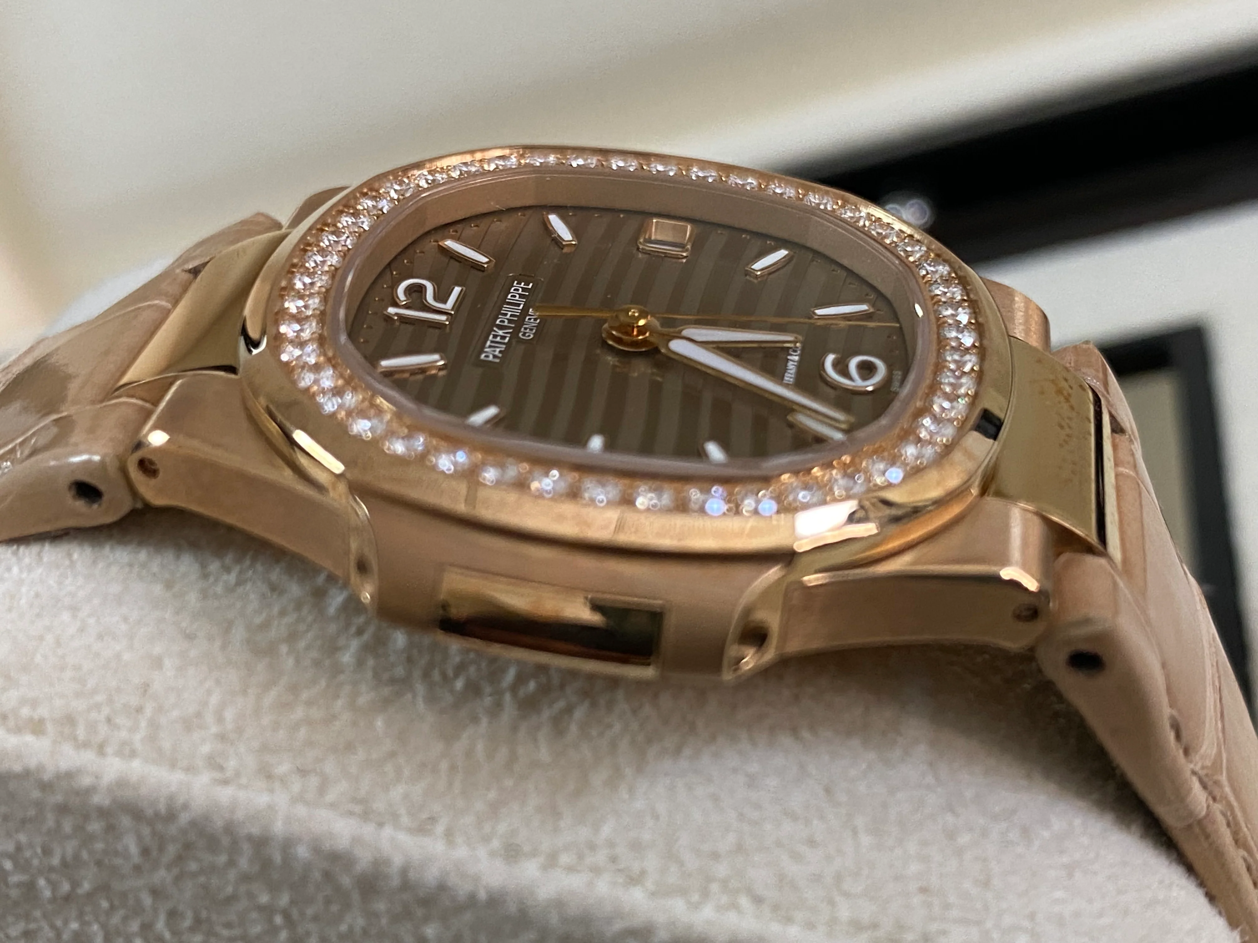 Patek Philippe Rose Gold Ladies Nautilus - 