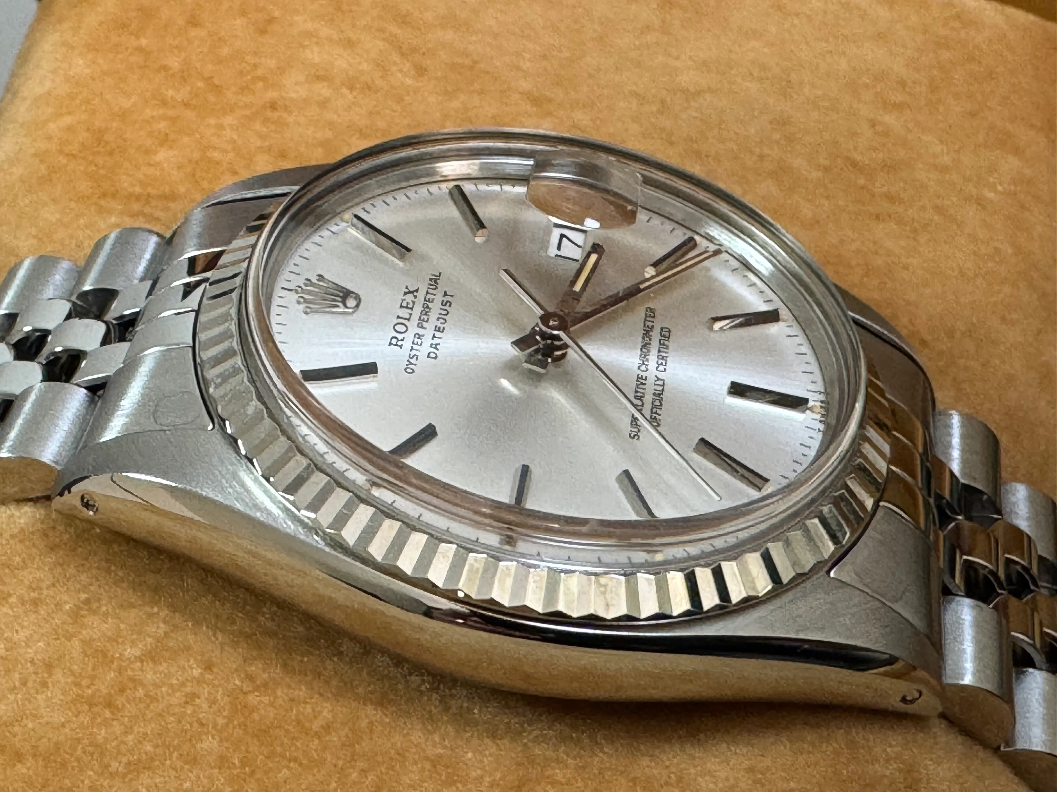 Rolex Steel Datejust 36 - Fluted Bezel - Silver Index Dial - Jubilee Bracelet - 16014
