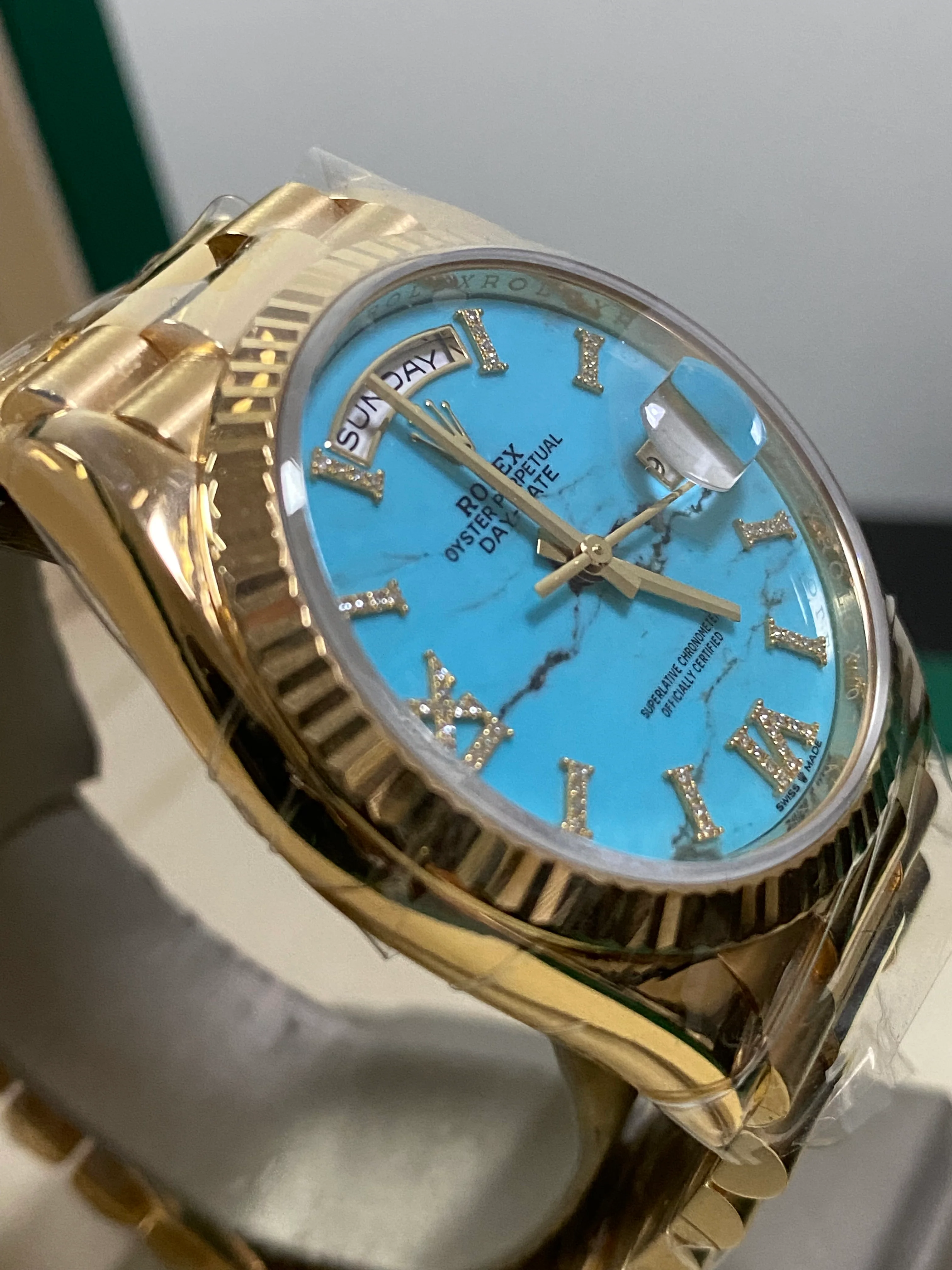 Rolex Yellow Gold Day-Date 36 - 2023 - Turquoise Diamond-Set Dial - Fluted Bezel - President Bracelet - 128238
