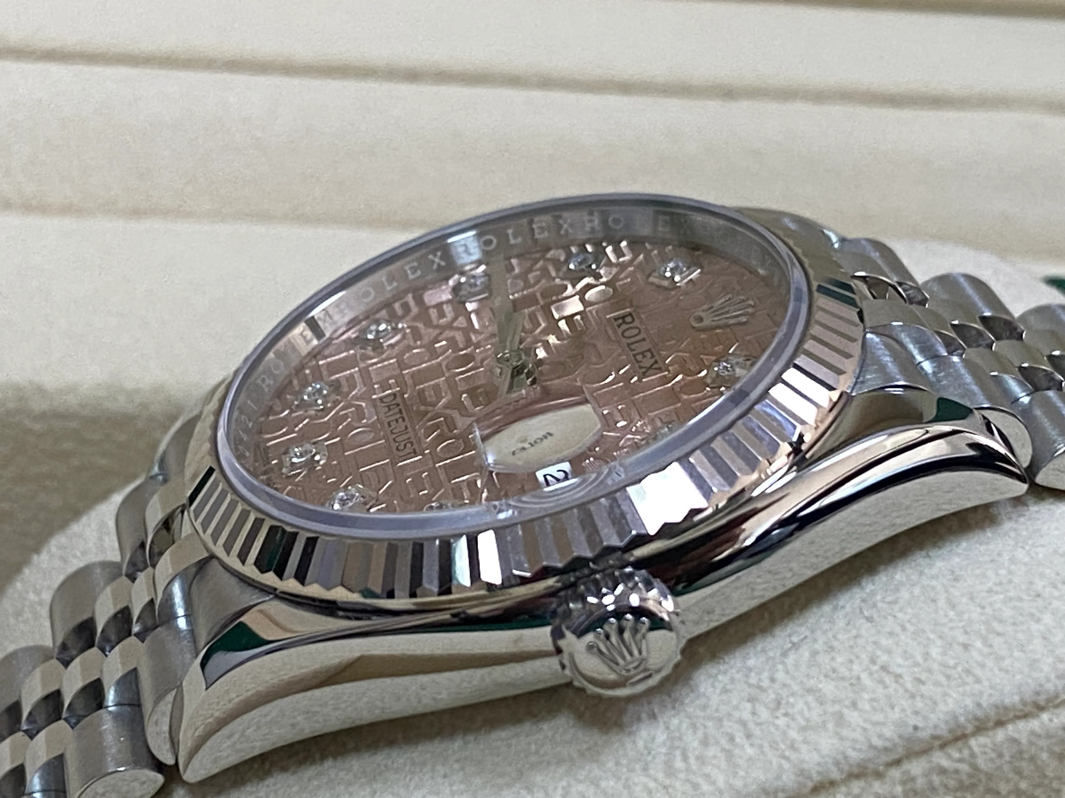 Rolex Steel Datejust 36 - 2023 - Fluted Bezel - Pink Anniversary Diamond Dial - Jubilee Bracelet - 126234
