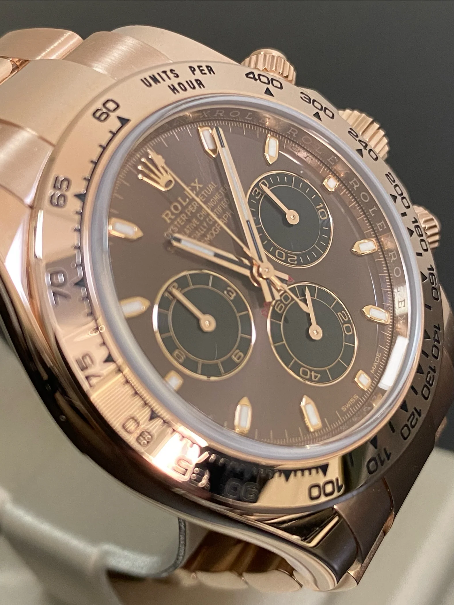 Rolex Everose Gold Cosmograph Daytona - 2021 - Chocolate Index Dial - 116505 *COMPLETE SET*