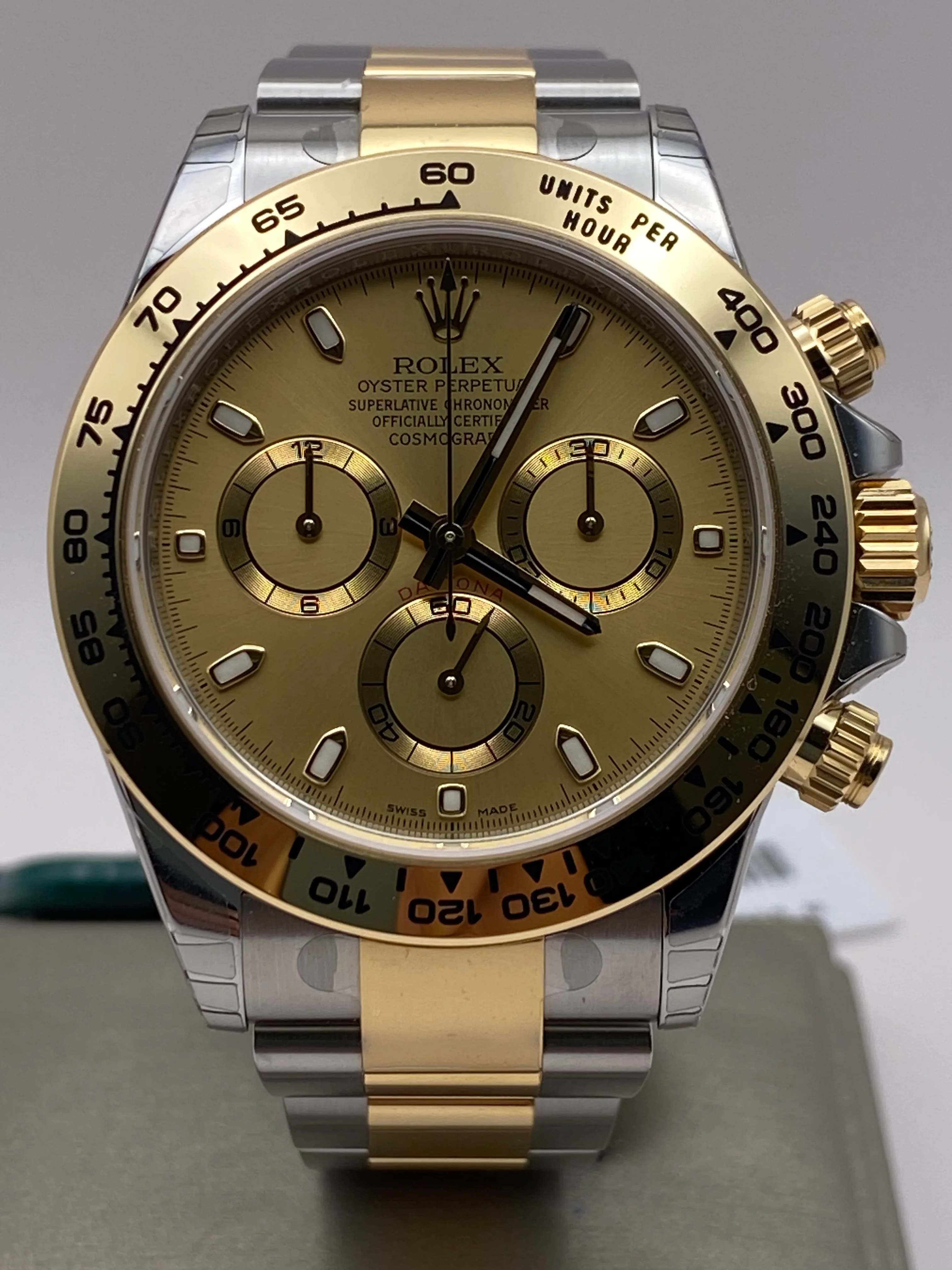 Rolex Yellow Rolesor Cosmograph Daytona - 2023 - Champagne Index Dial - 116503