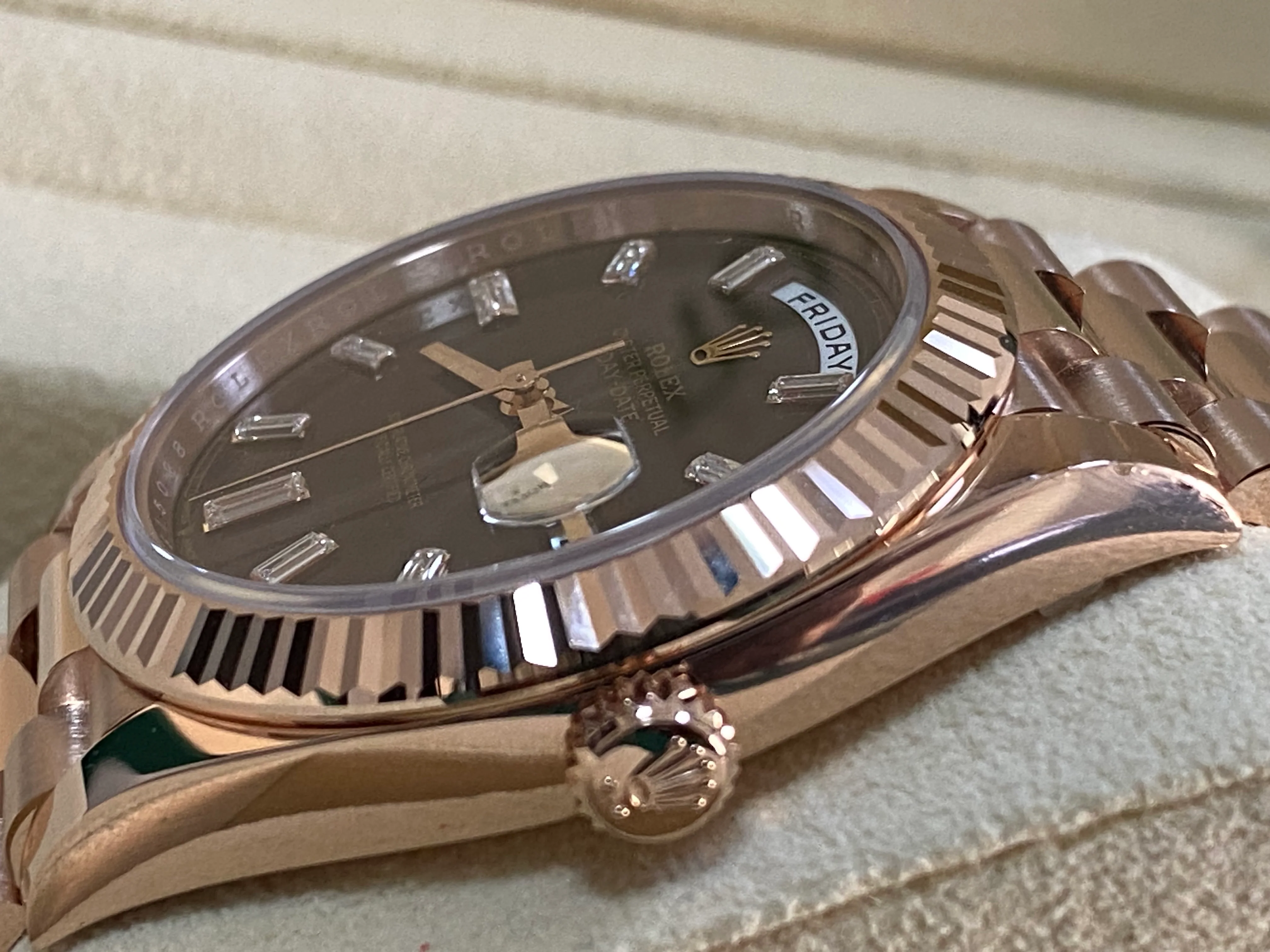 Rolex Everose Gold Day-Date 40 - 2023 - Fluted Bezel - Chocolate Baguette Diamond Dial - President Bracelet - 228235