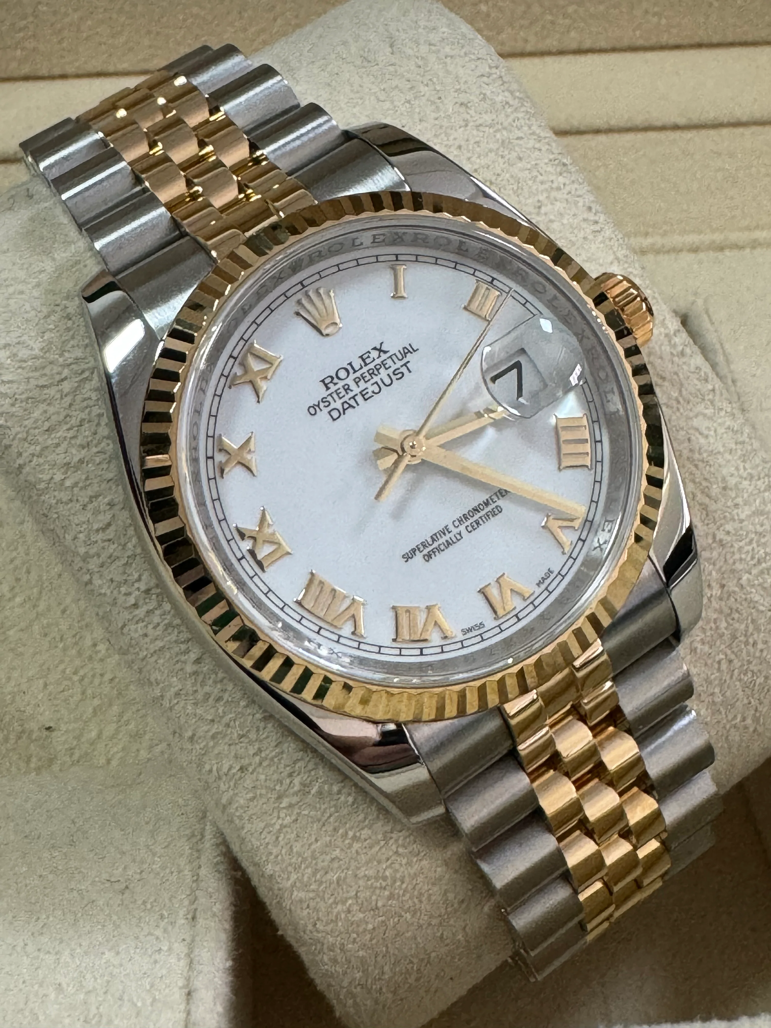 Rolex Steel and Yellow Gold Datejust 36 - D serial - Fluted Bezel - White Roman Dial - Jubilee Bracelet - 116233 COMPLETE SET