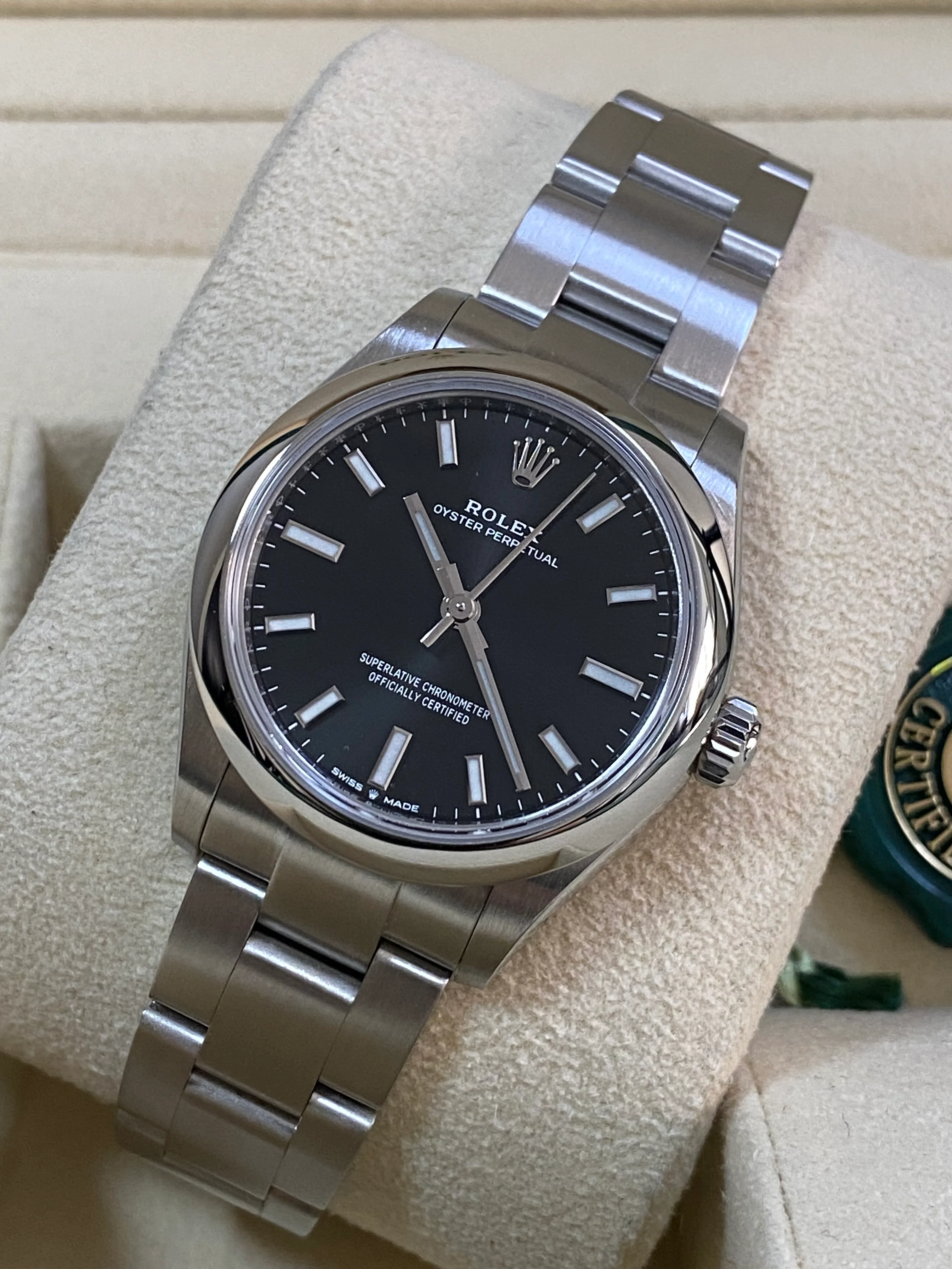 Rolex Oyster Perpetual 31 - 2023 - Domed Bezel - Black Index Dial - Oyster Bracelet - 277200