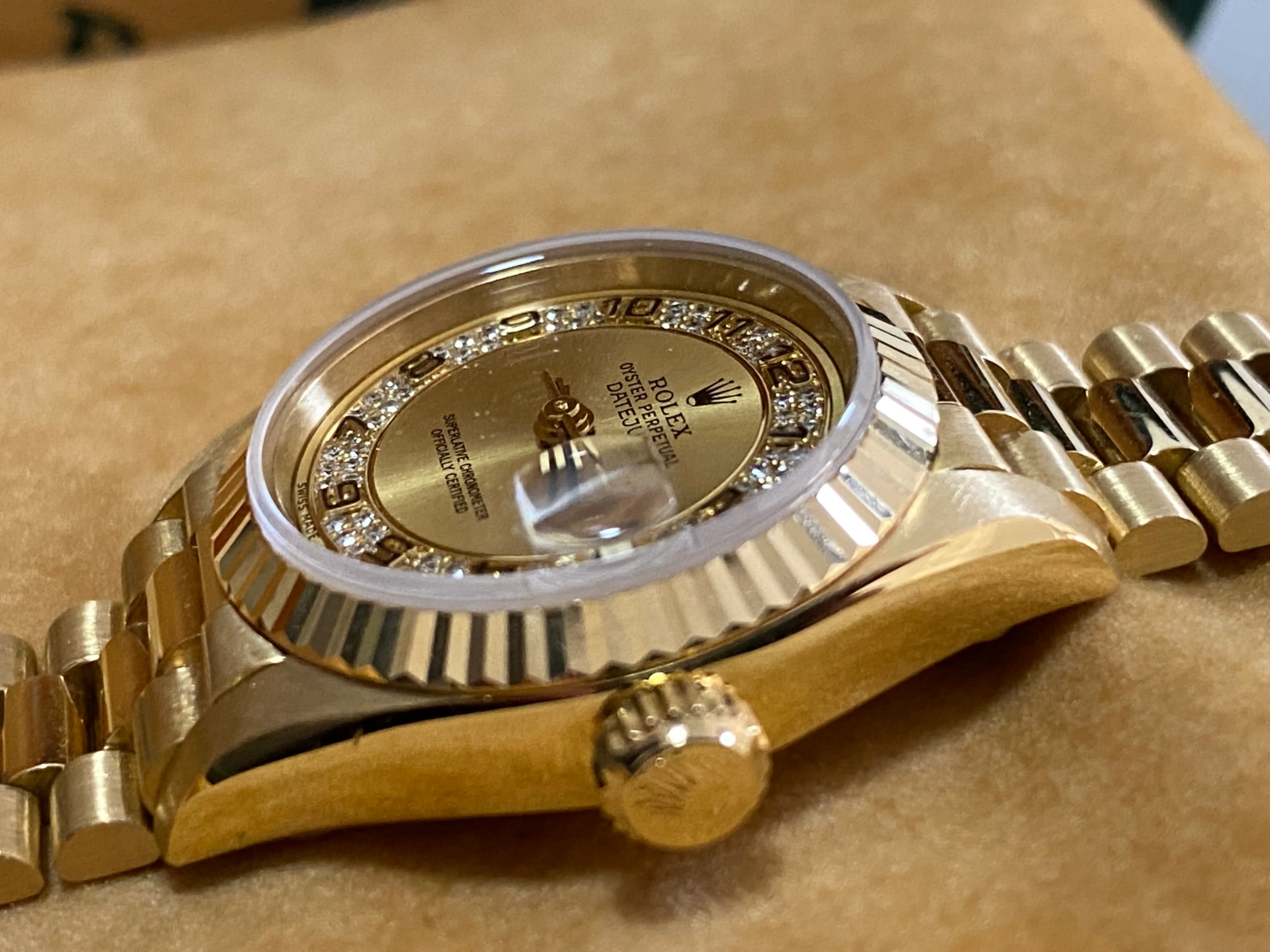 Rolex Yellow Gold Lady-Datejust 26 - W serial - Fluted Bezel - Myriad Diamond Dial - President Bracelet - 69178