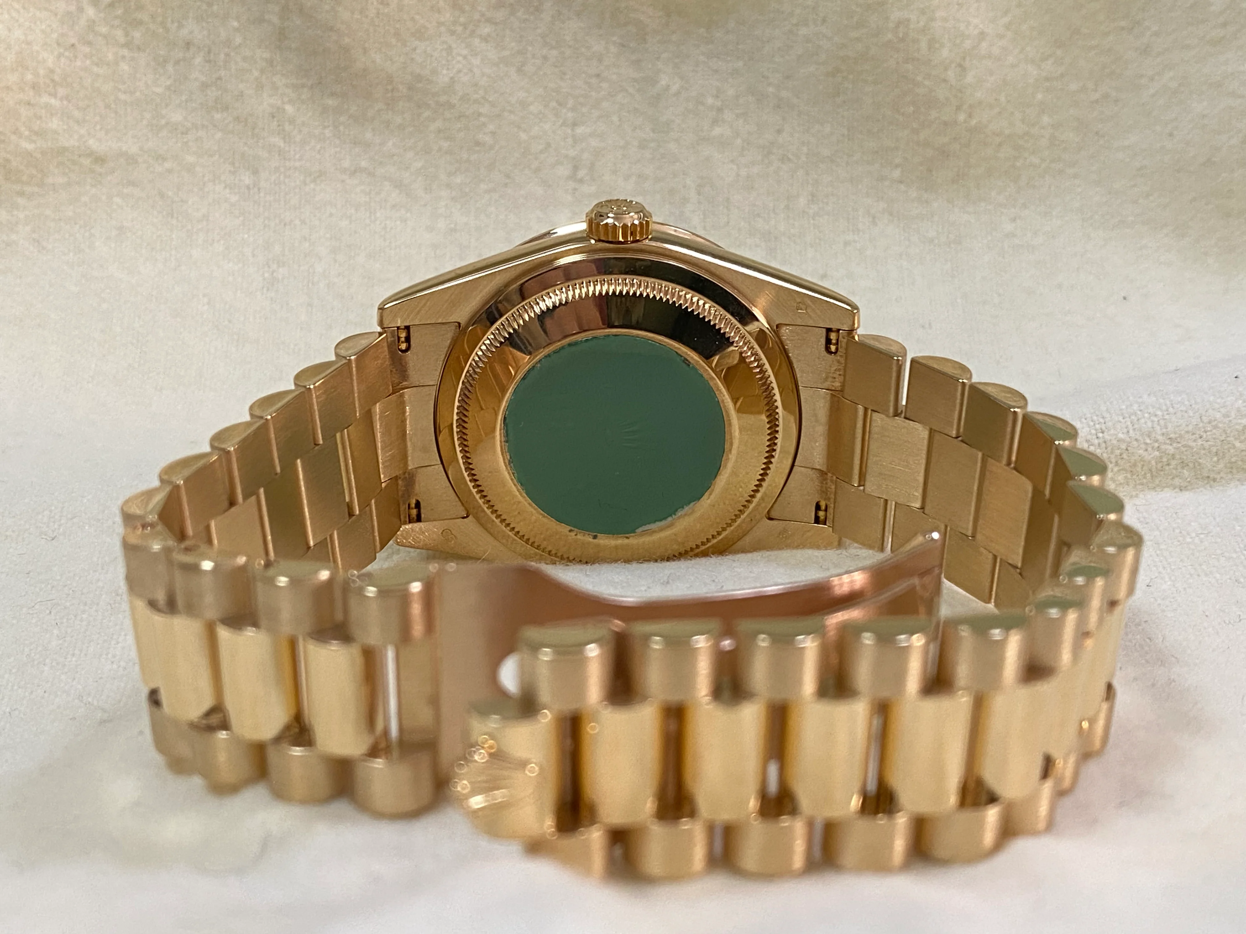 Rolex Yellow Gold Day-Date 36 - P Serial - Baguette Diamond Bezel - White Roman Dial - President Bracelet - 118398BR