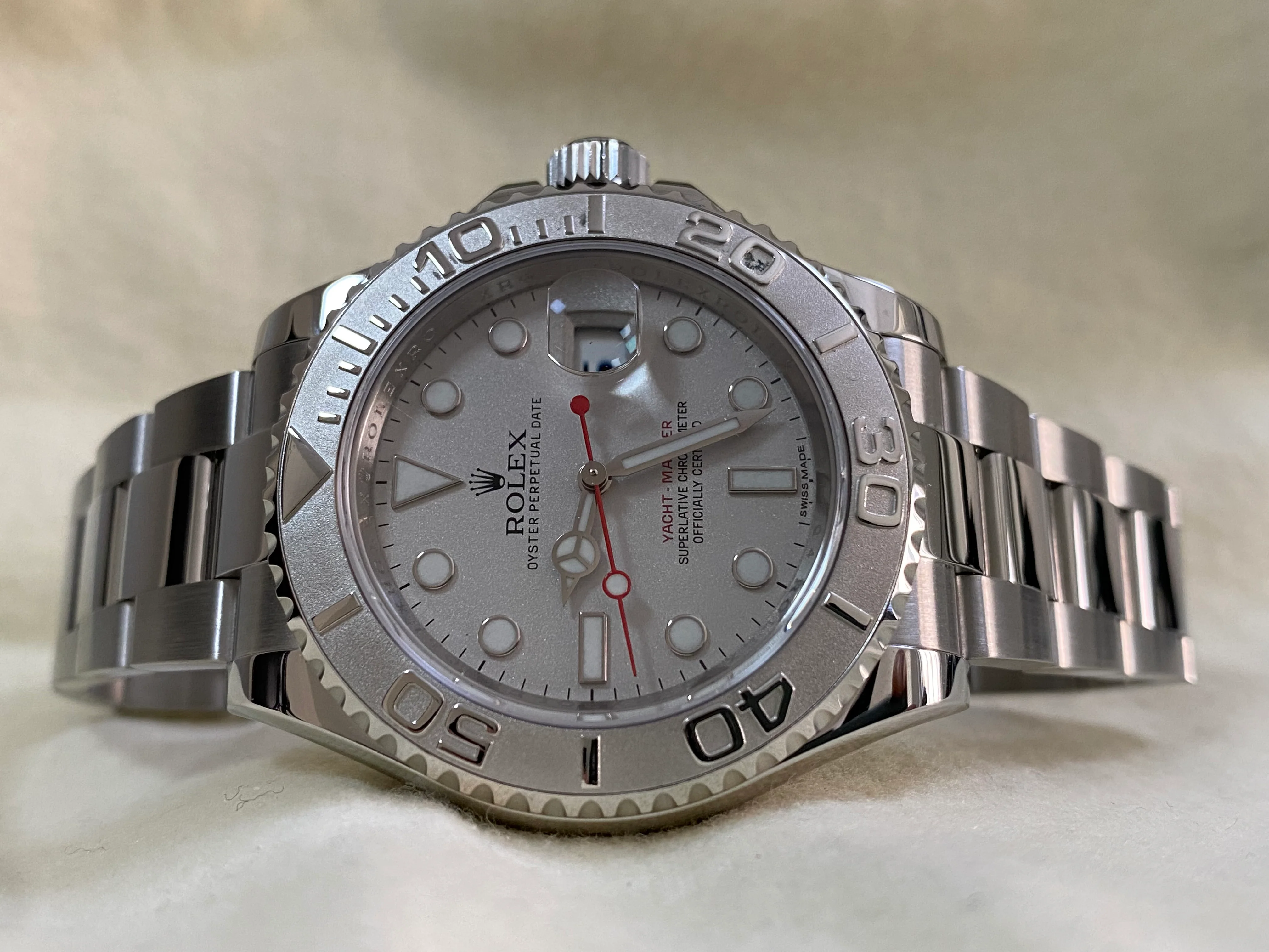 Rolex Steel and Platinum Yacht-Master 40 - 2013 - Silver Dial - 116622 *FULL SET*
