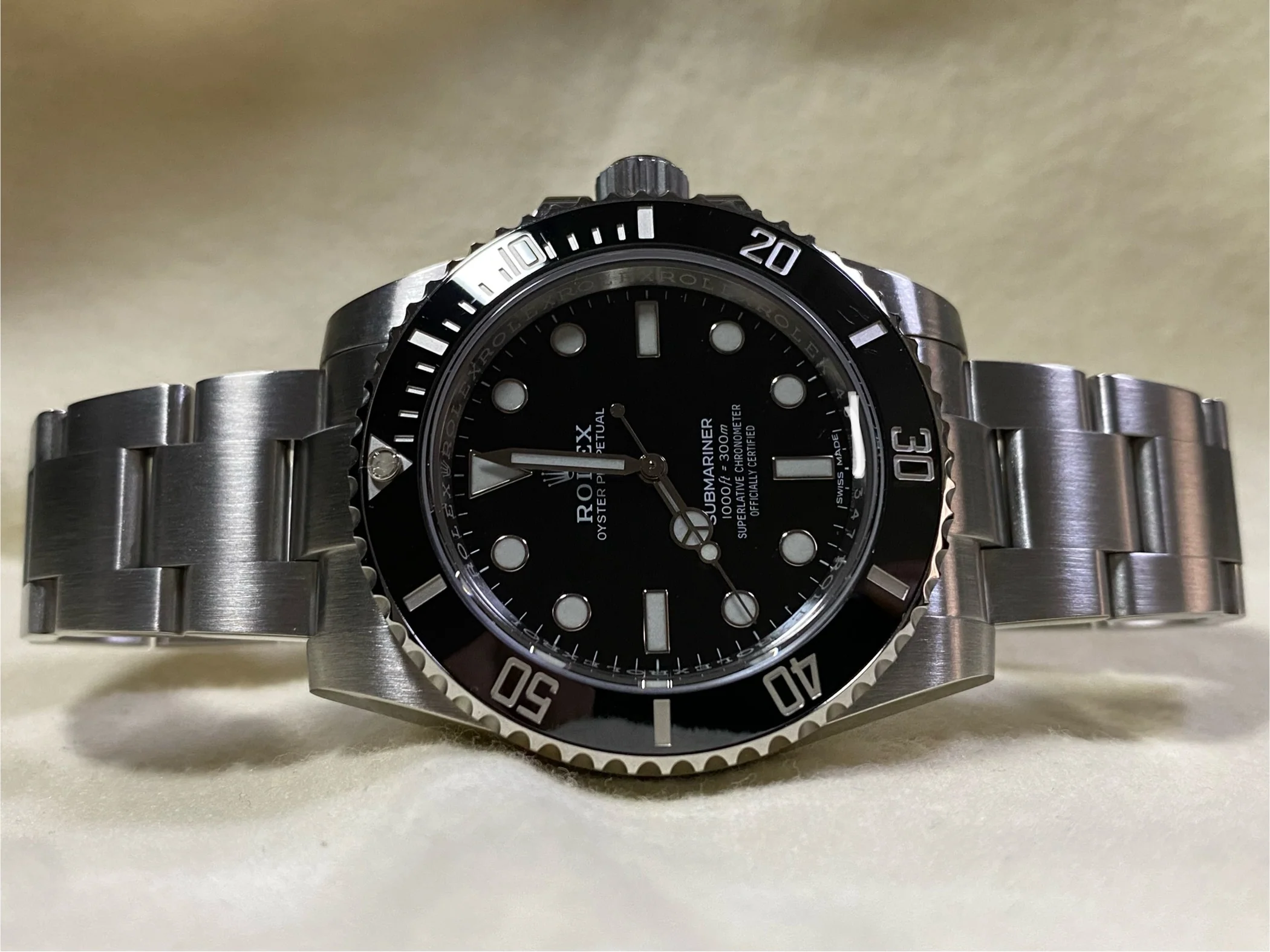 Rolex Steel No-Date Submariner - 2019 - Black Dial - 114060 COMPLETE SET