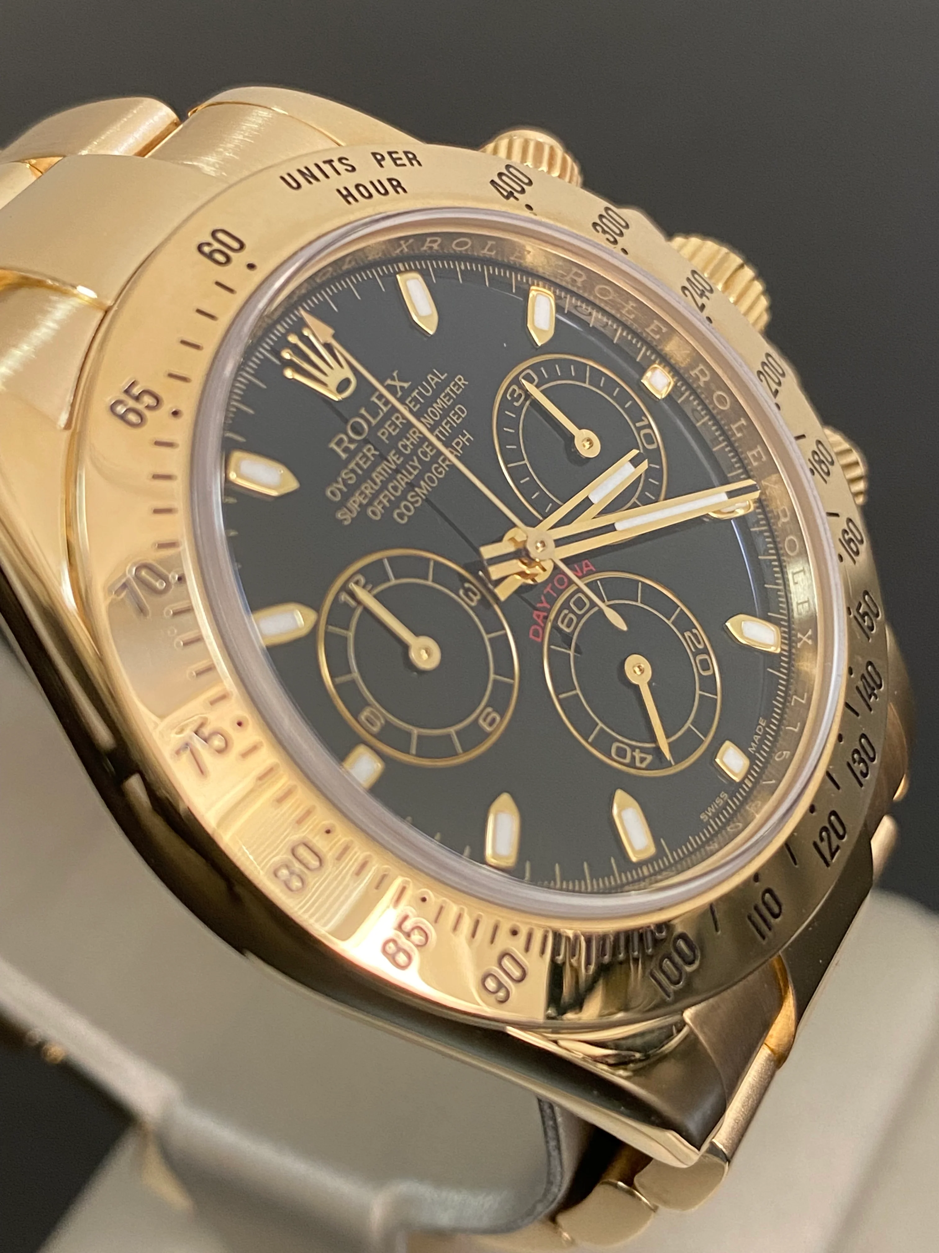 Rolex Yellow Gold Cosmograph Daytona -  Z serial - Black Index Dial - 116528