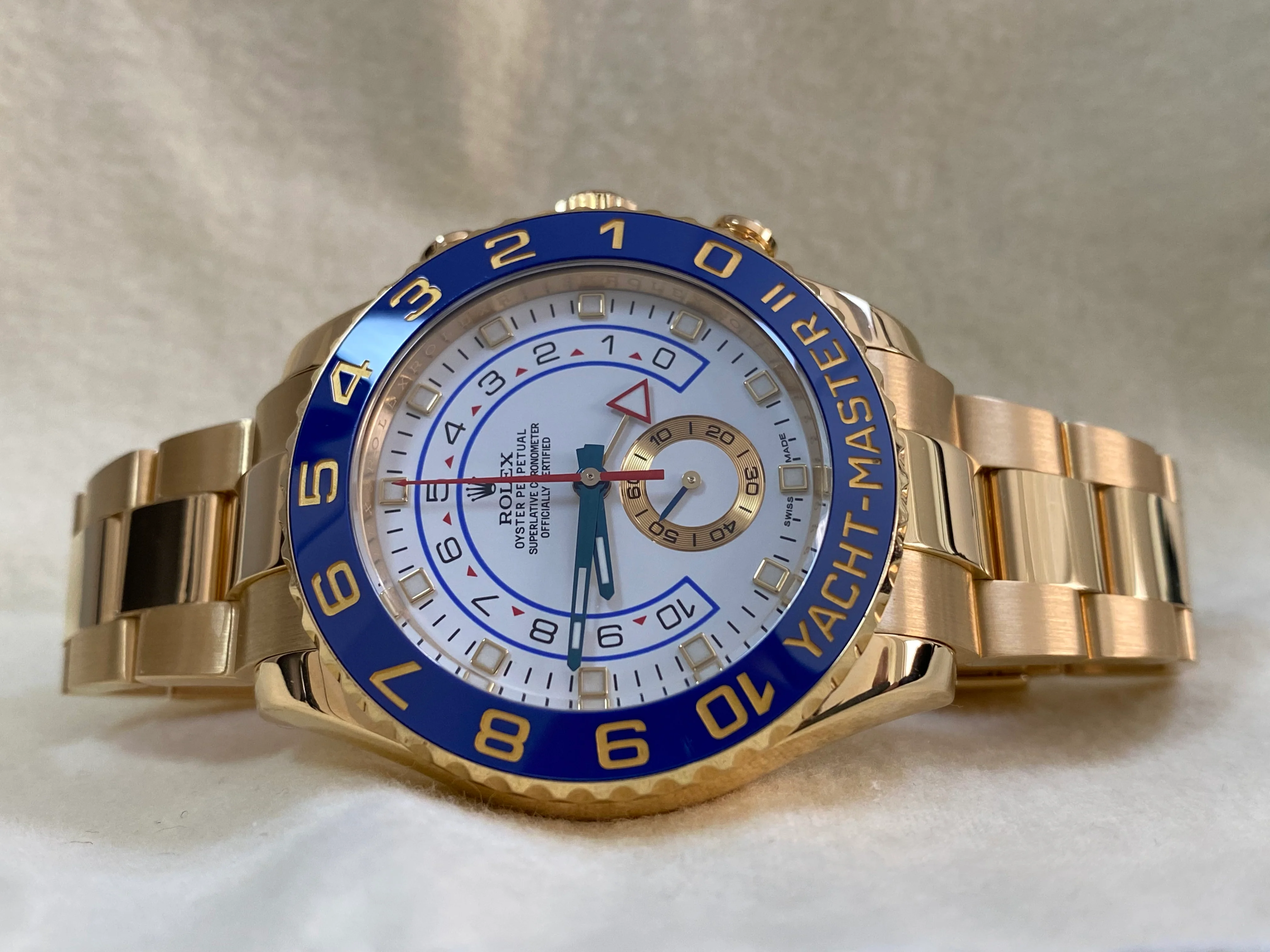 Rolex Yellow Gold Yacht-Master II - 2018 - White Dial - 116688 *UNPOLISHED*