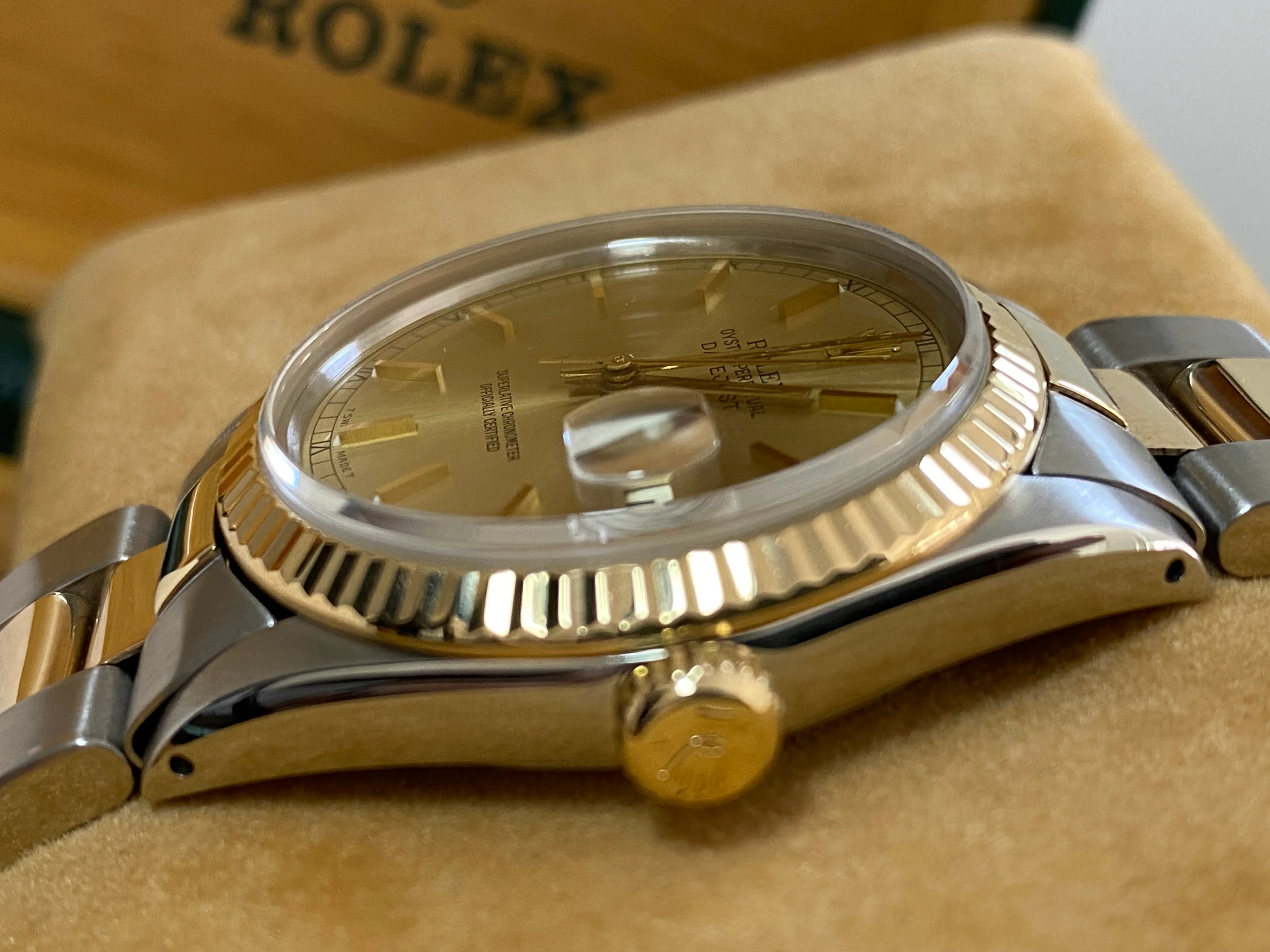 Rolex Steel and Yellow Gold Datejust 36 - Fluted Bezel - Champagne Index Dial - Oyster Bracelet - 16013