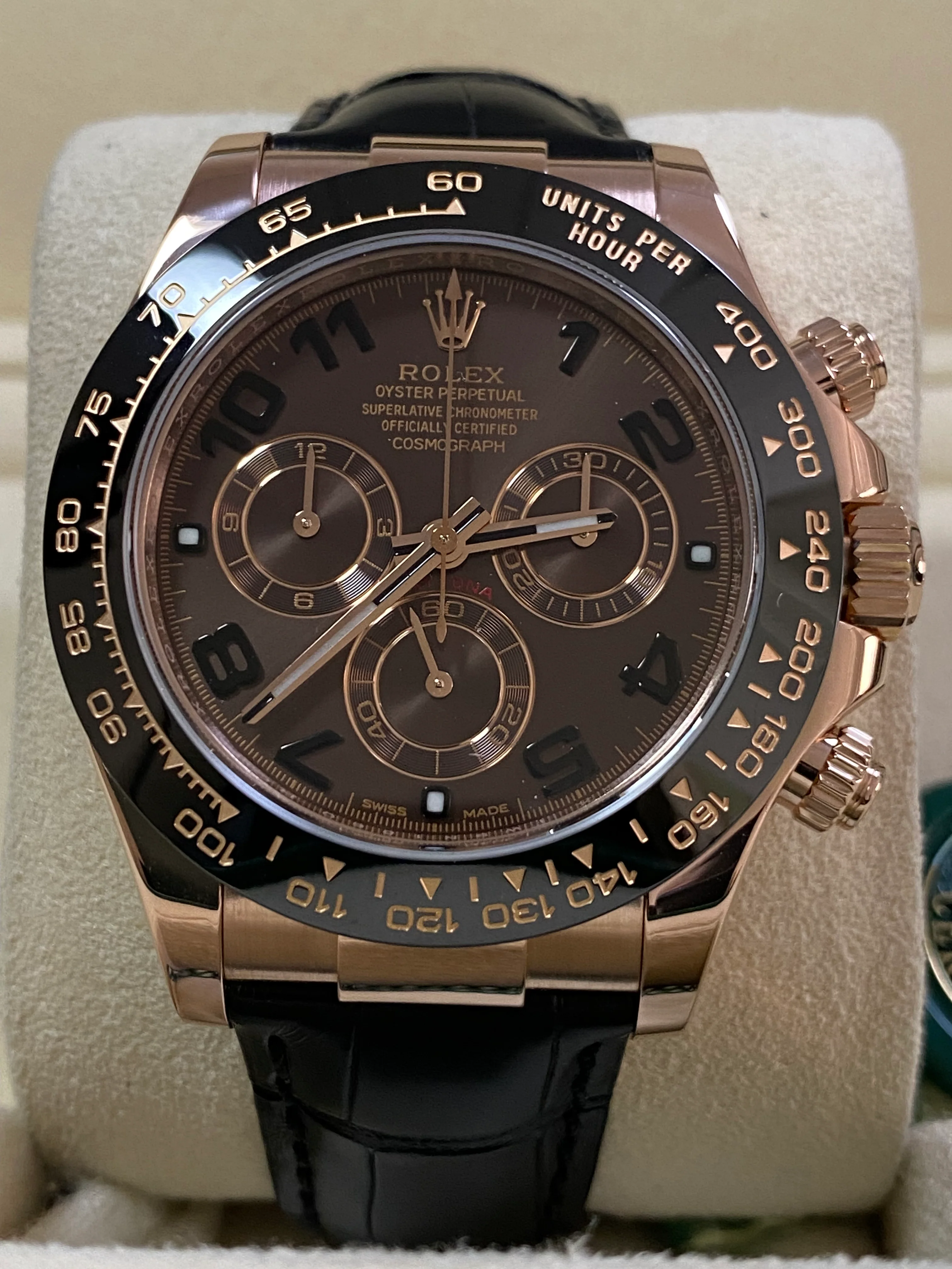 Rolex Everose Gold Cosmograph Daytona 40 - 2016 - Chocolate Arabic Dial - Black Leather Strap - 116515LN *COMPLETE SET*