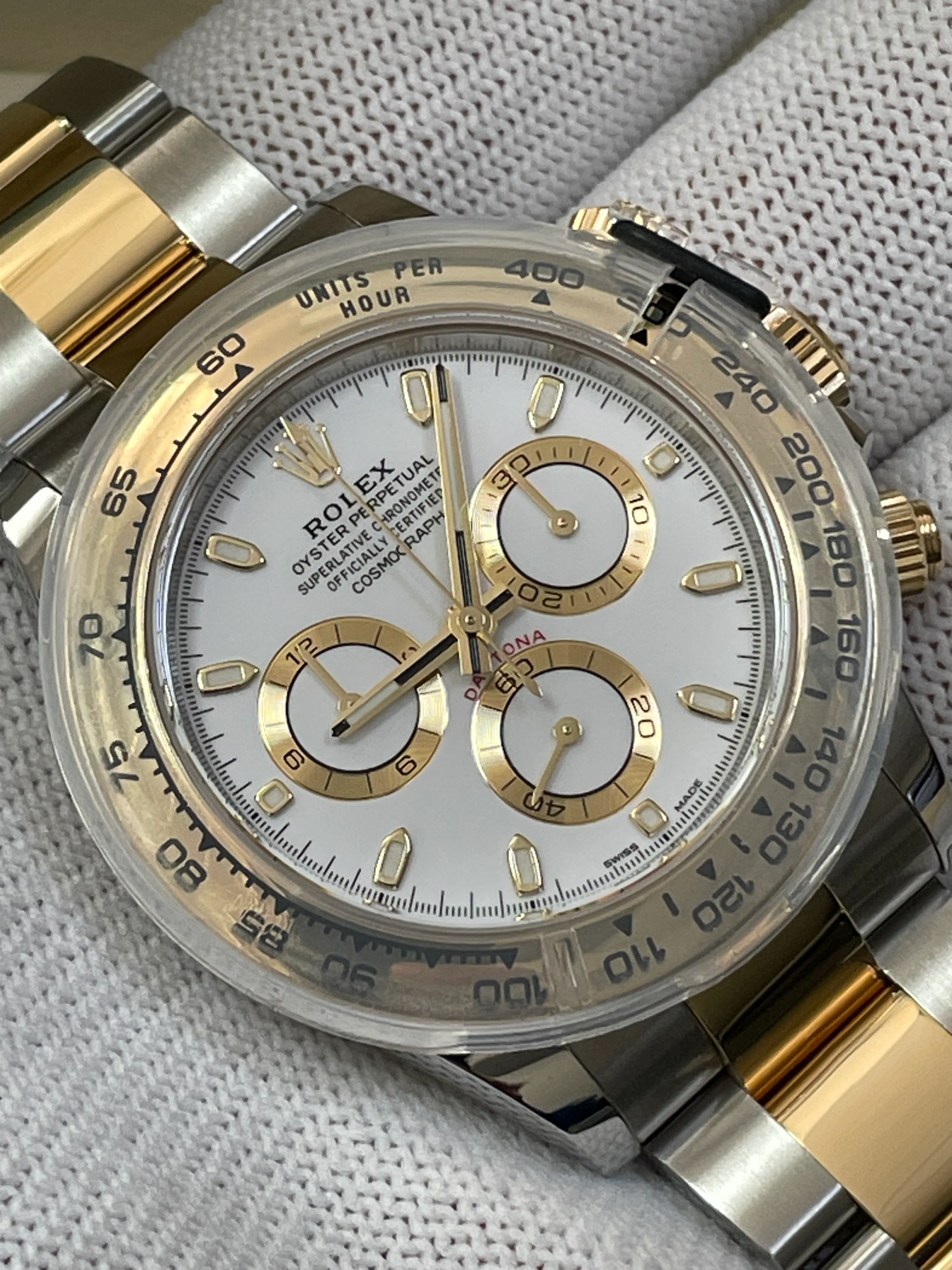 Rolex Yellow Rolesor Cosmograph Daytona - 2023 - White Index Dial - 116503