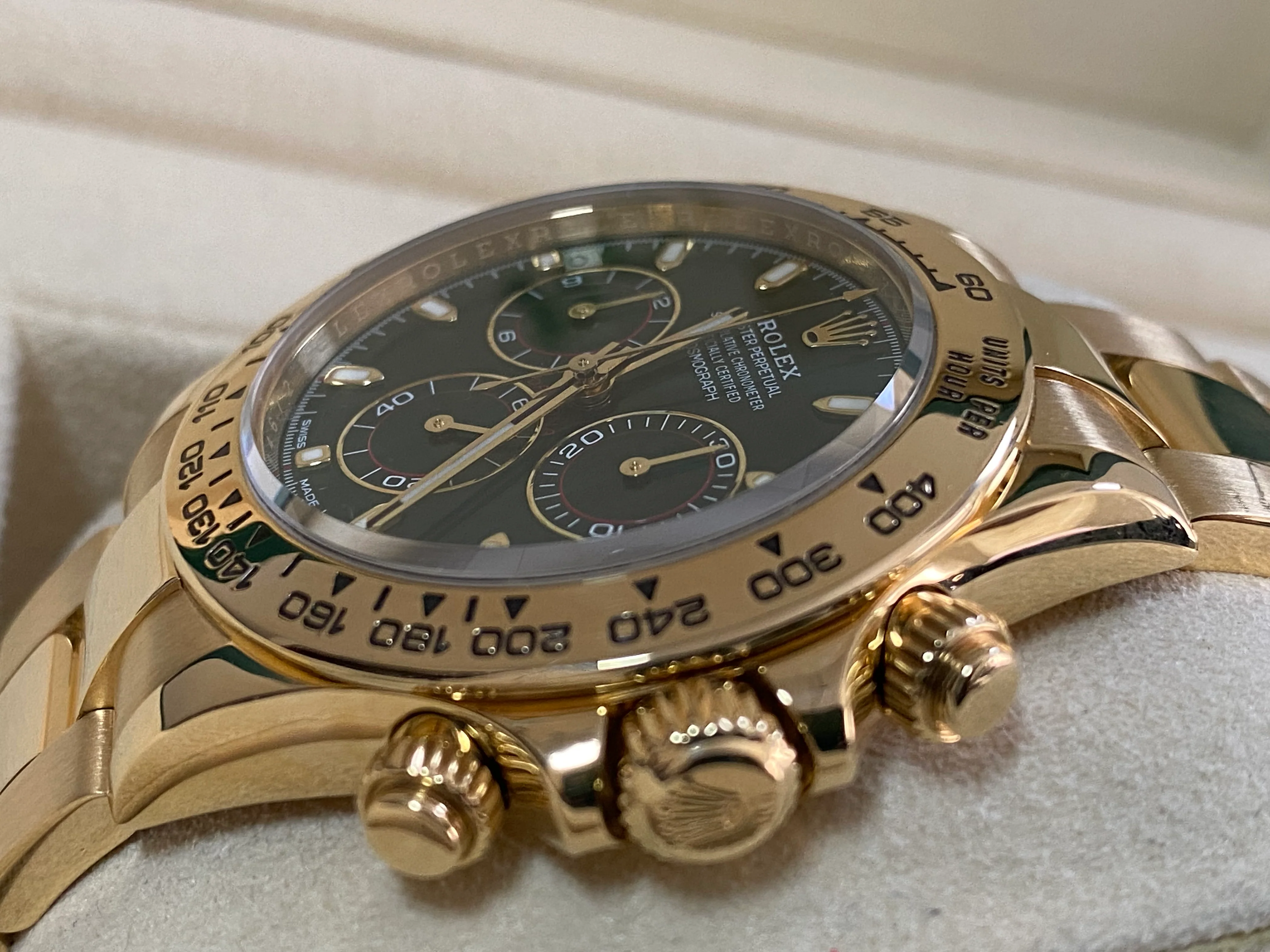 Rolex Yellow Gold Cosmograph Daytona -  2018 - 