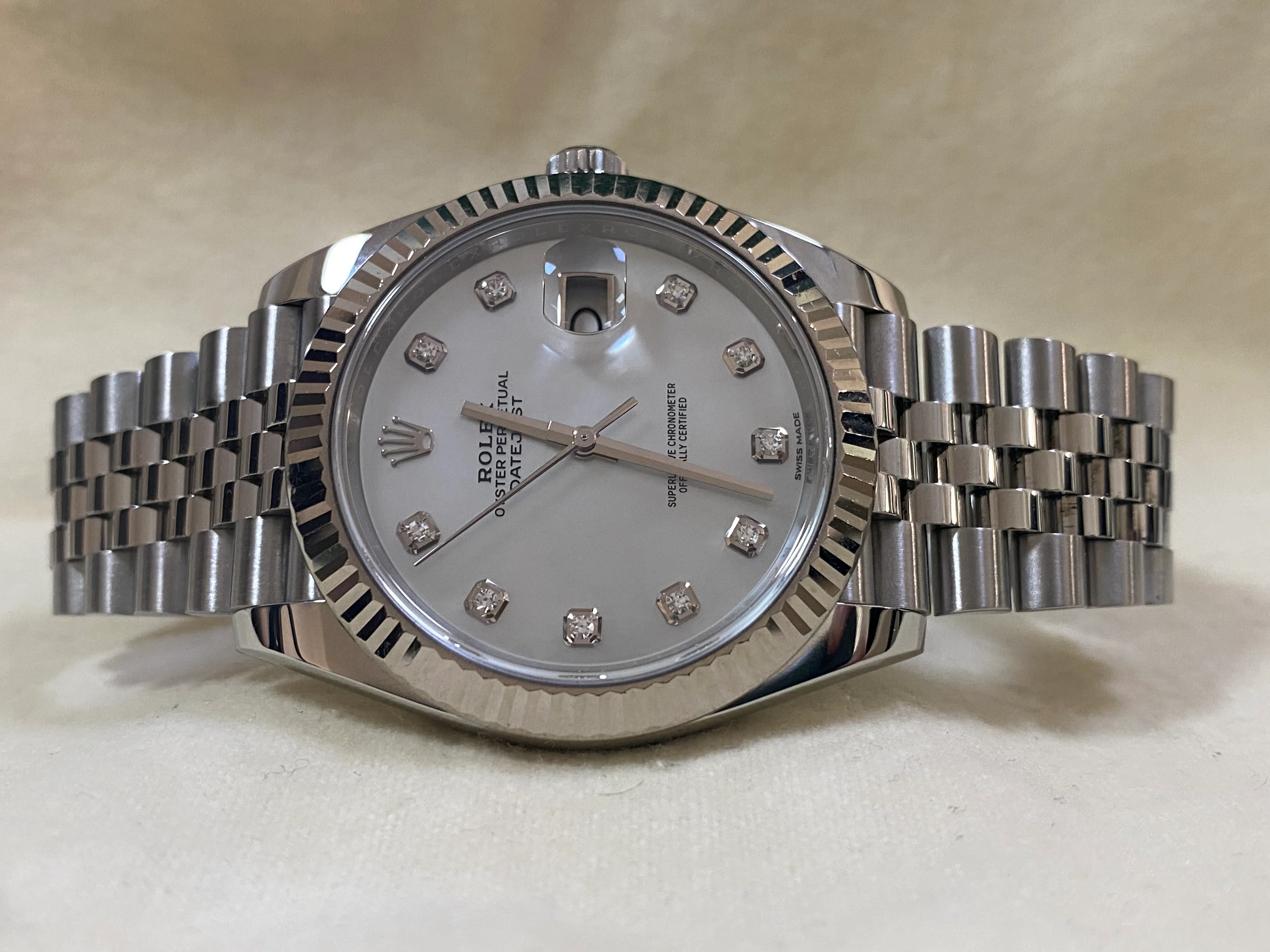 Rolex Steel and White Gold Rolesor Datejust 41 - 2018 - Fluted Bezel - White Mother-Of-Pearl Diamond Dial - Jubilee Bracelet - 126334