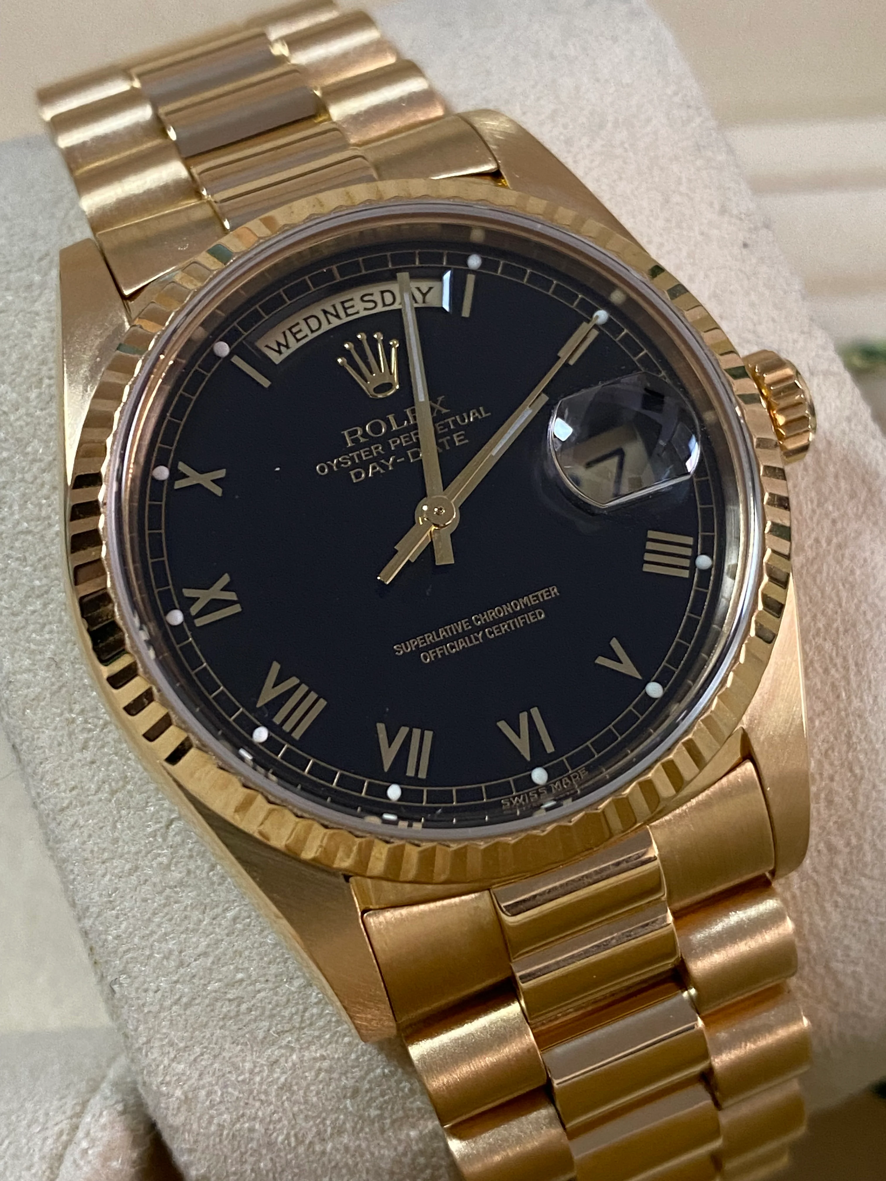 Rolex Yellow Gold Day-Date 36 - E serial - Fluted Bezel - Black Roman Dial - Double Quickset - President Bracelet - 18238