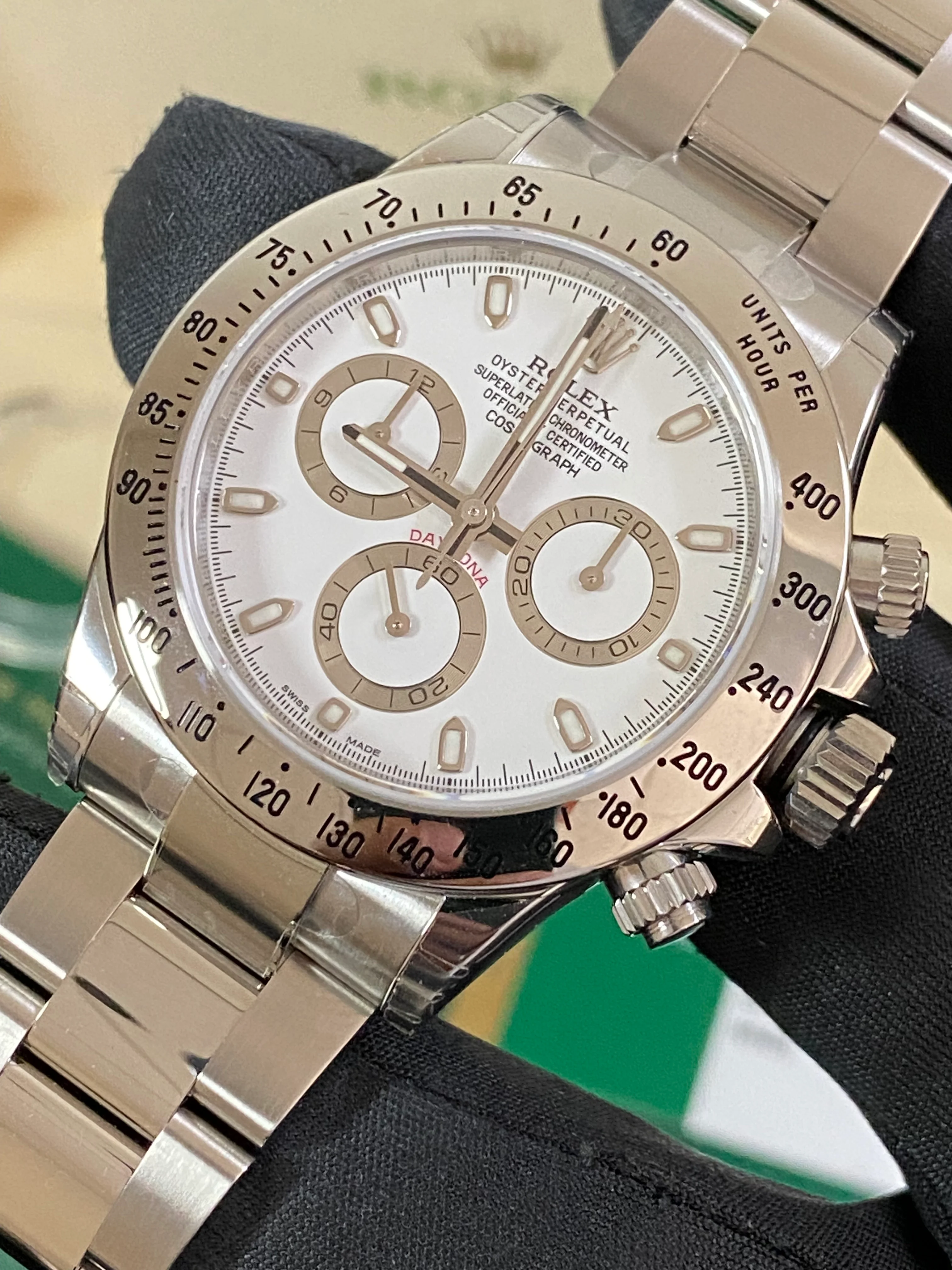 Rolex Steel Cosmograph Daytona - White Index Dial - 116520 - *FULL STICKERS*