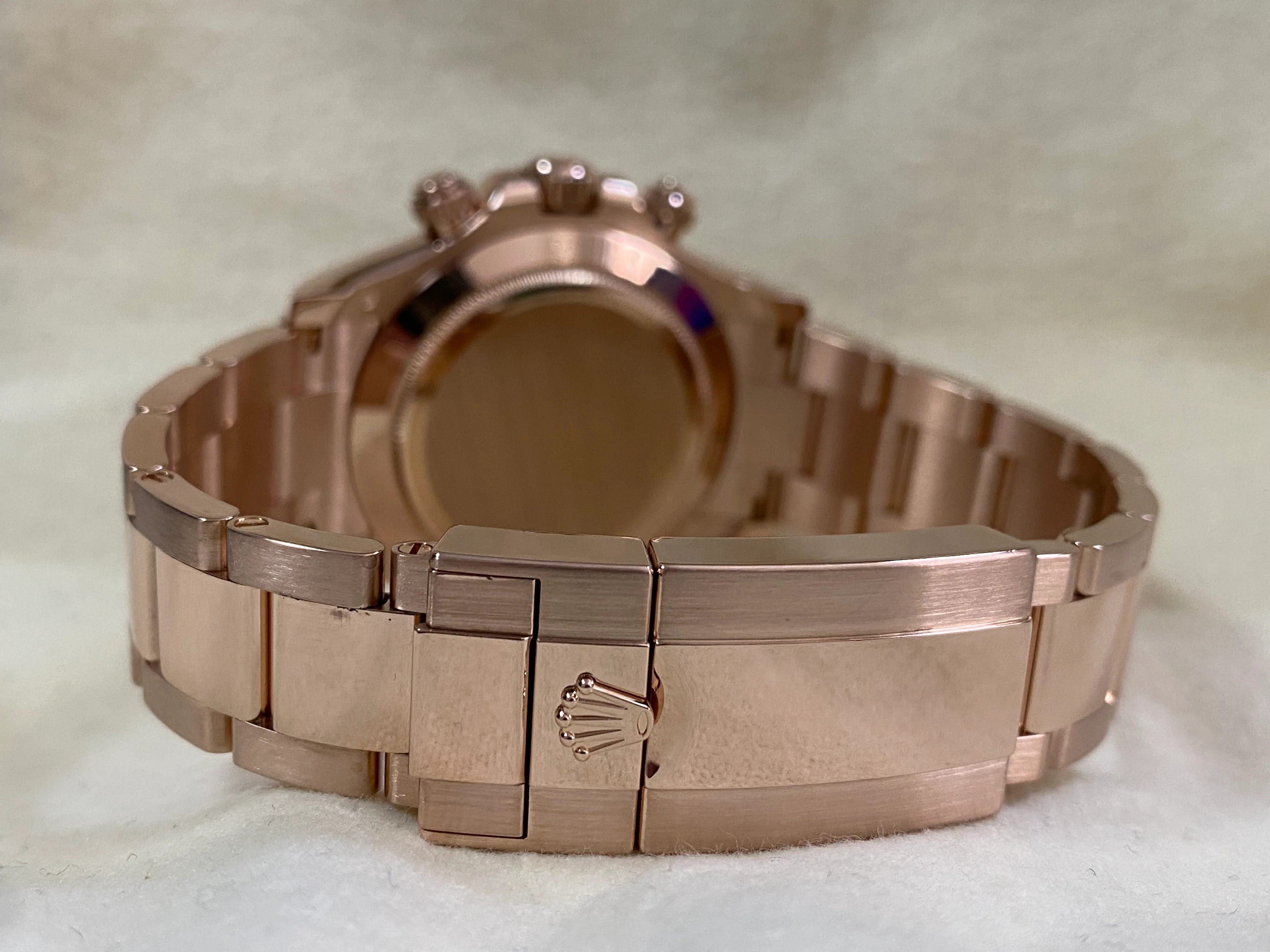 Rolex Everose Gold Cosmograph Daytona - 2023 - Sundust Dial - 116505 *COMPLETE SET*