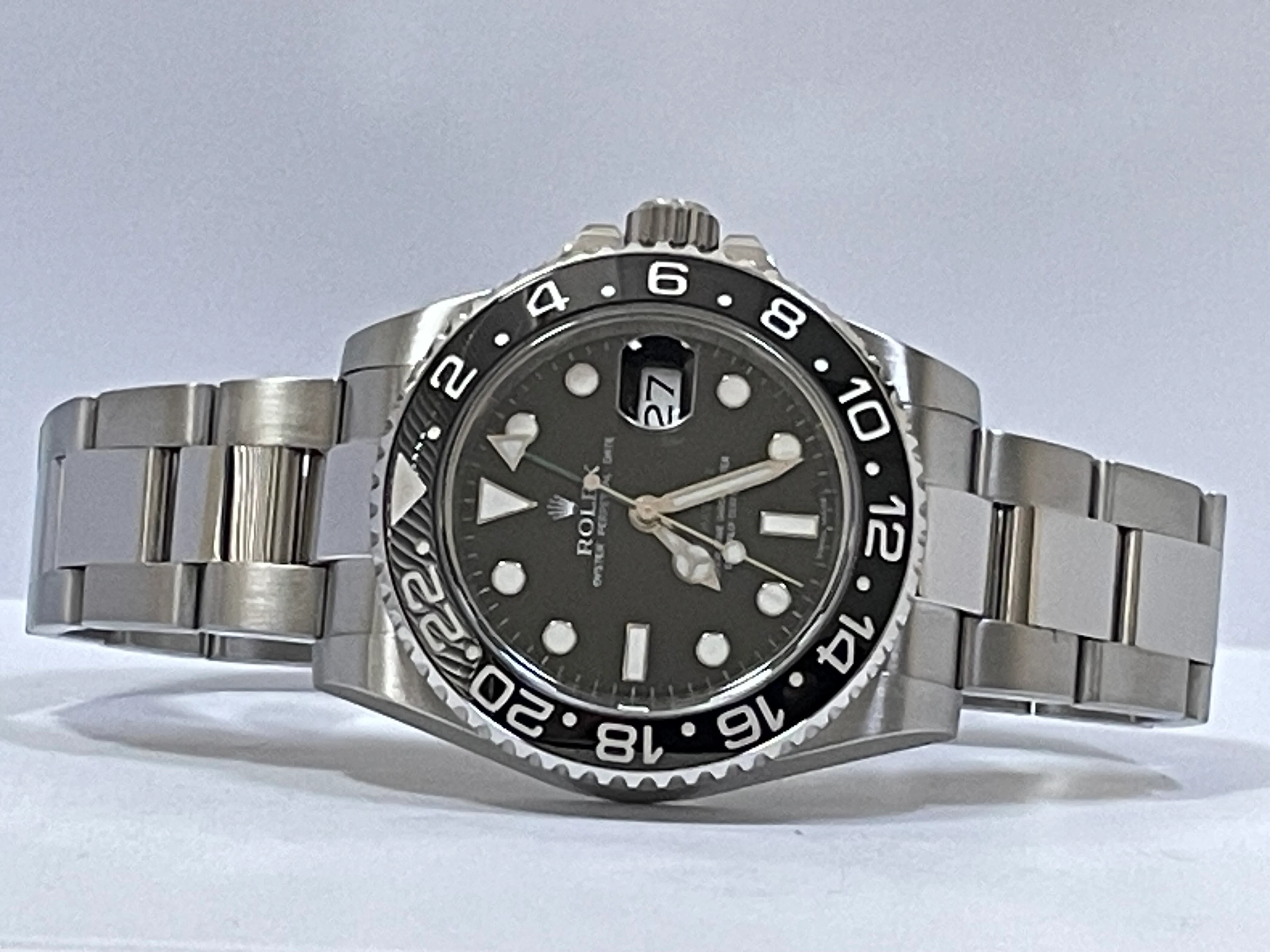 Rolex Steel GMT-Master II - M serial - Black Bezel - Black Dial - Oyster Bracelet - 116710LN