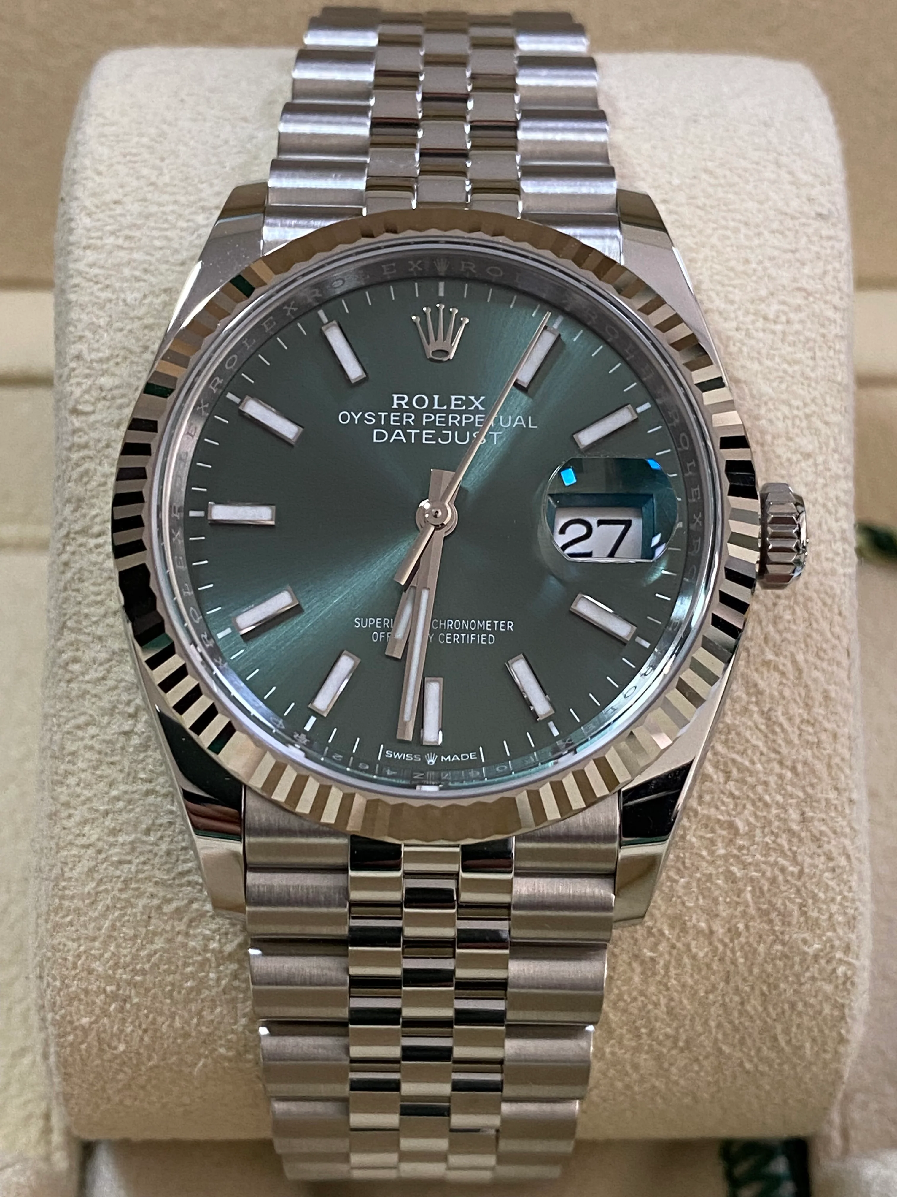 Rolex Steel Datejust 36 - 2024 - Fluted Bezel - Mint Green Dial - Jubilee Bracelet - 126234 *COMPLETE SET*