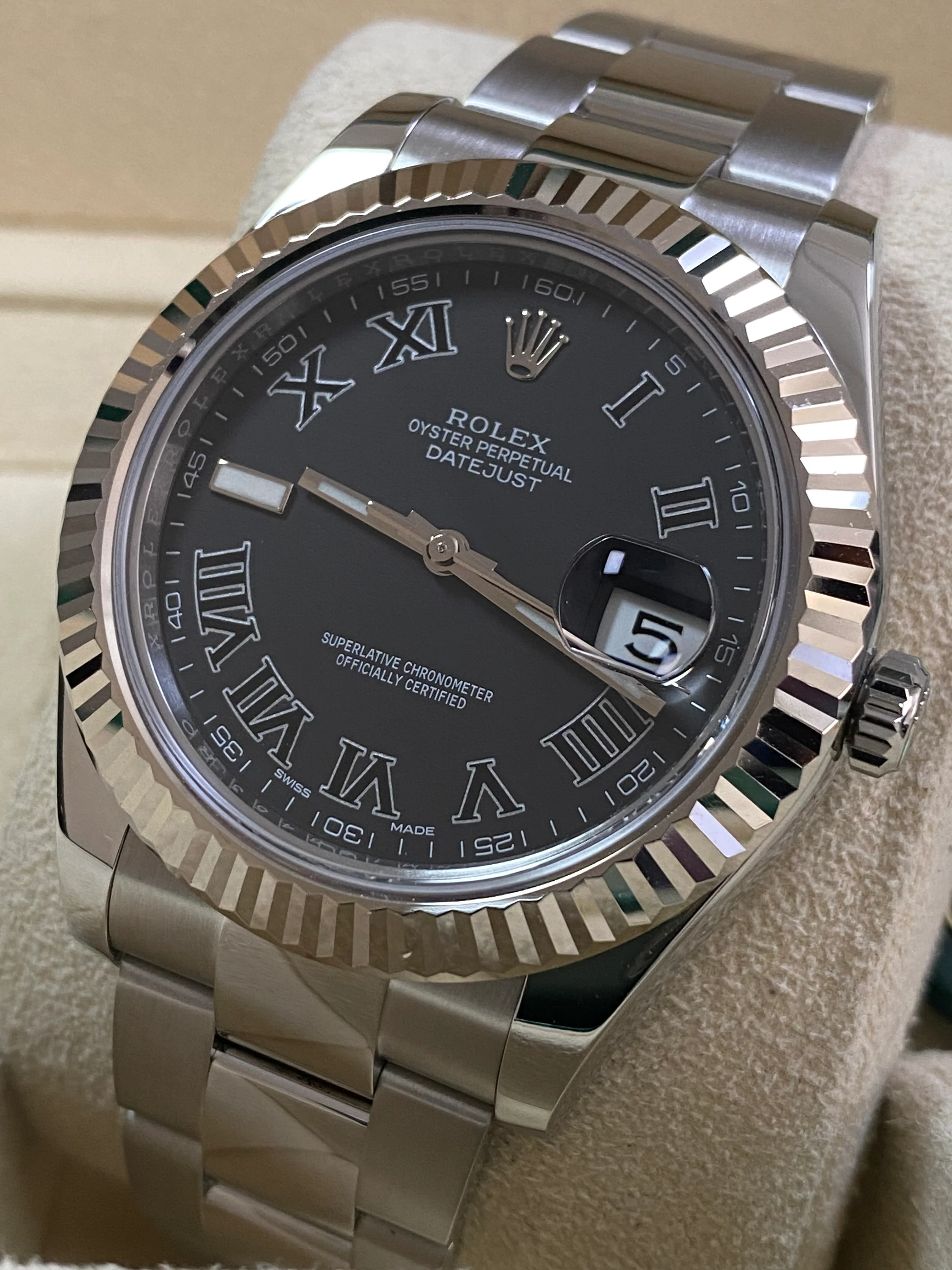 Rolex Steel Datejust II - 2017 - Fluted Bezel - Black Roman Dial - Oyster Bracelet - 116334 *FULL SET*