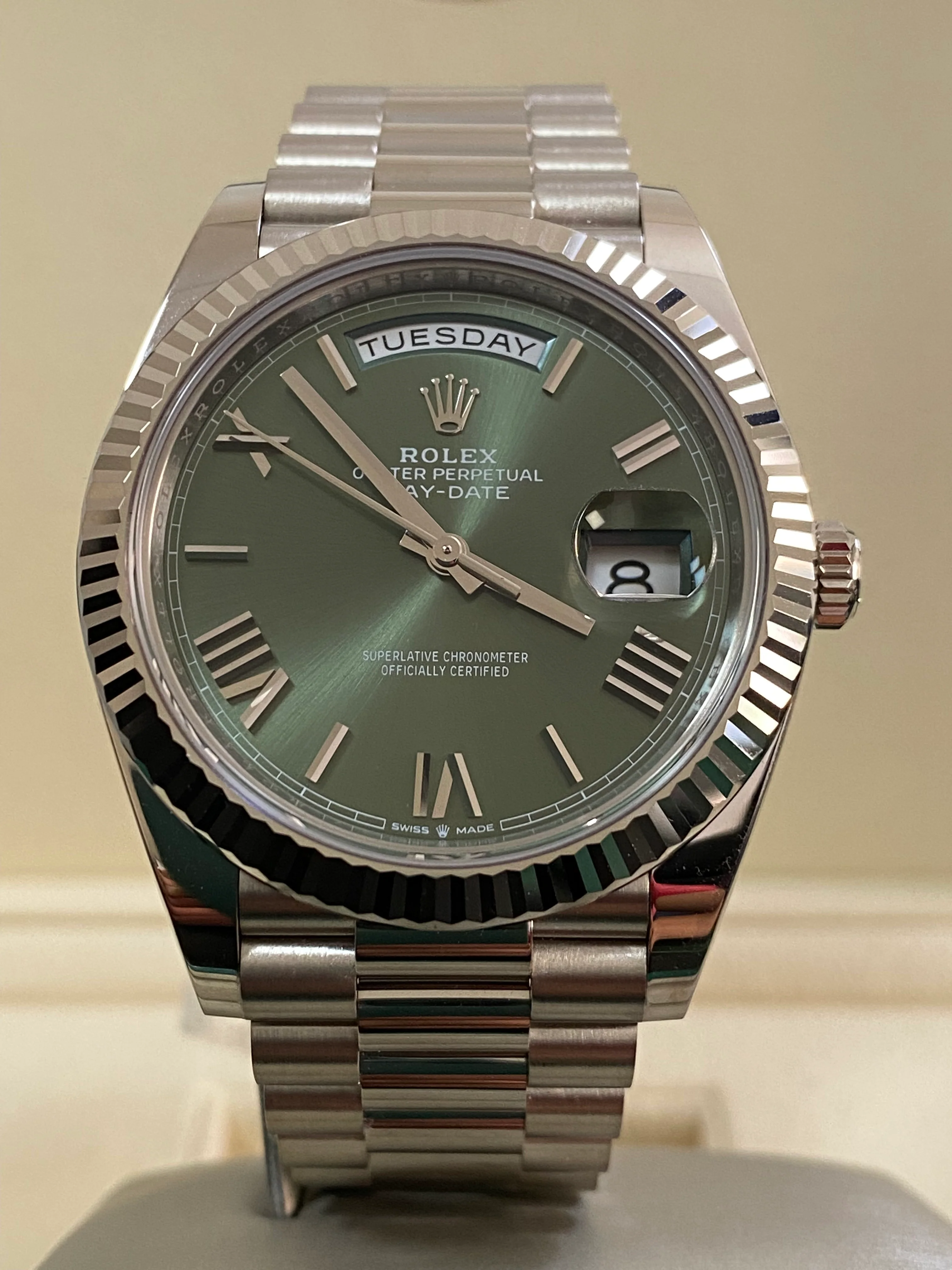 Rolex White Gold Day-Date 40 - 2023 - Fluted Bezel - Olive Green Bevelled Roman Dial - President Bracelet - 228239 *FULL SET*