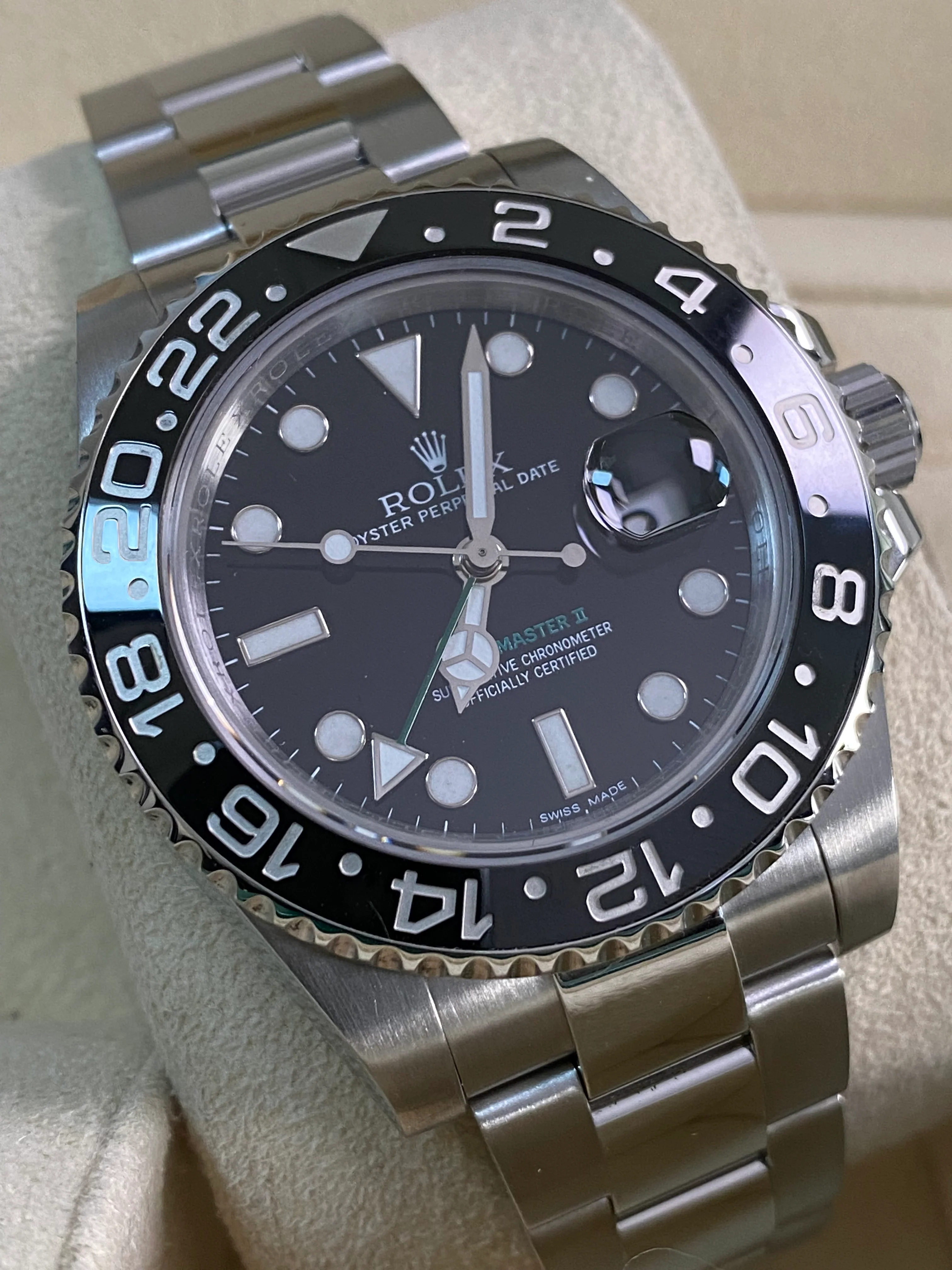Rolex Steel GMT-Master II - 2017 - Black Bezel - Black Dial Green Arrow Hand- Oyster Bracelet - 116710LN *FULL SET*
