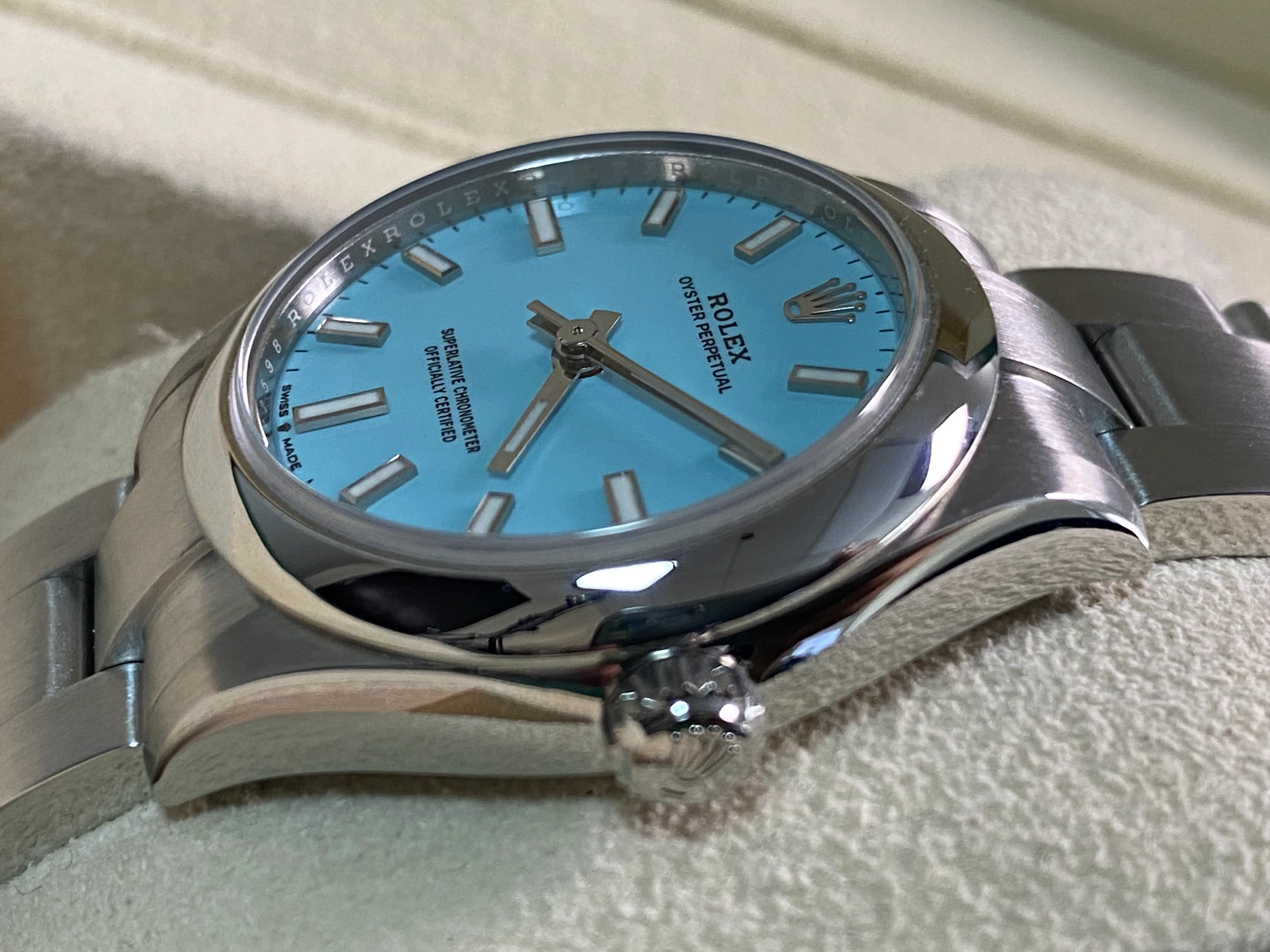 Rolex Oyster Perpetual 31 - Domed Bezel - 