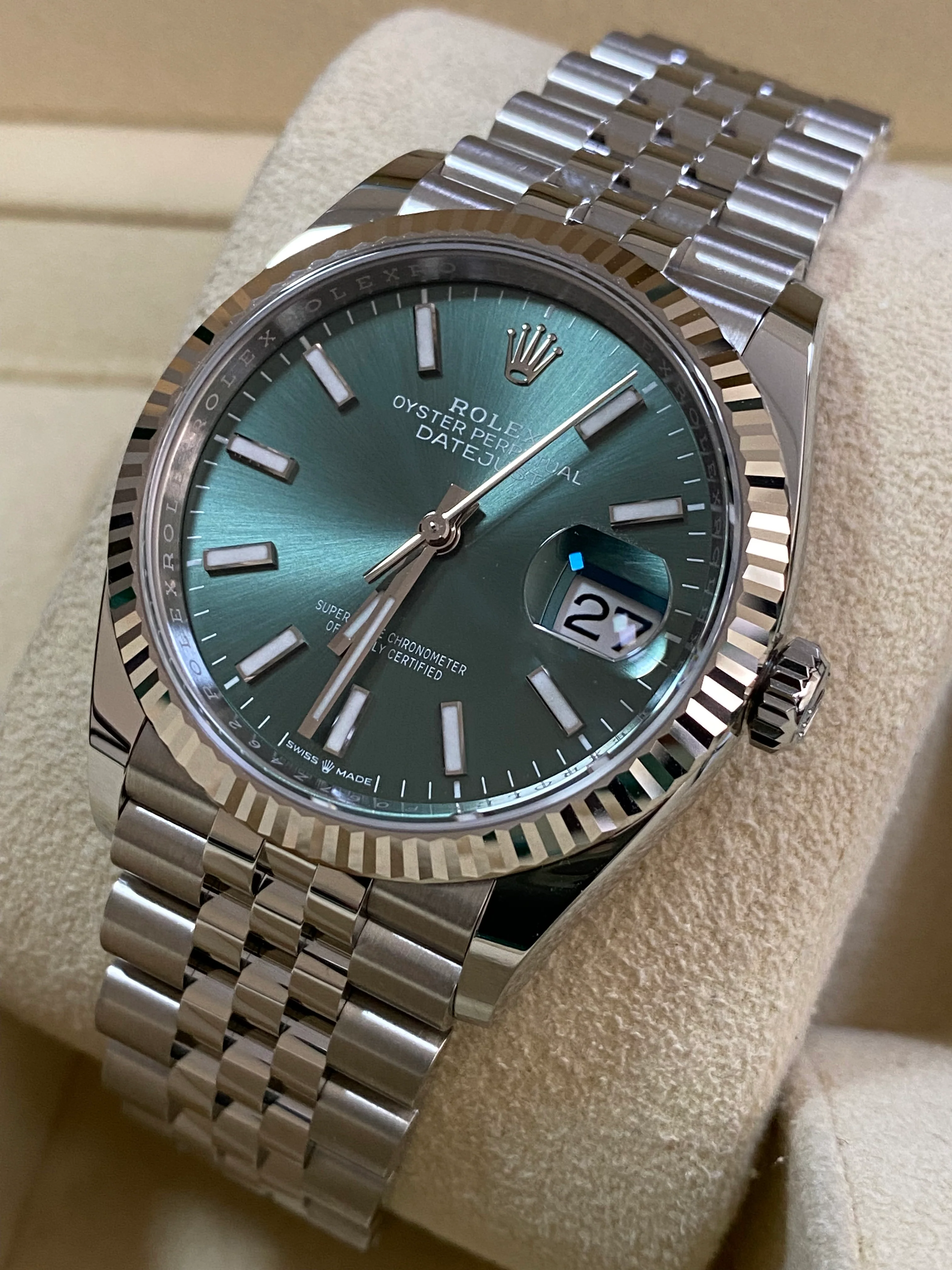 Rolex Steel Datejust 36 - 2024 - Fluted Bezel - Mint Green Dial - Jubilee Bracelet - 126234 *COMPLETE SET*