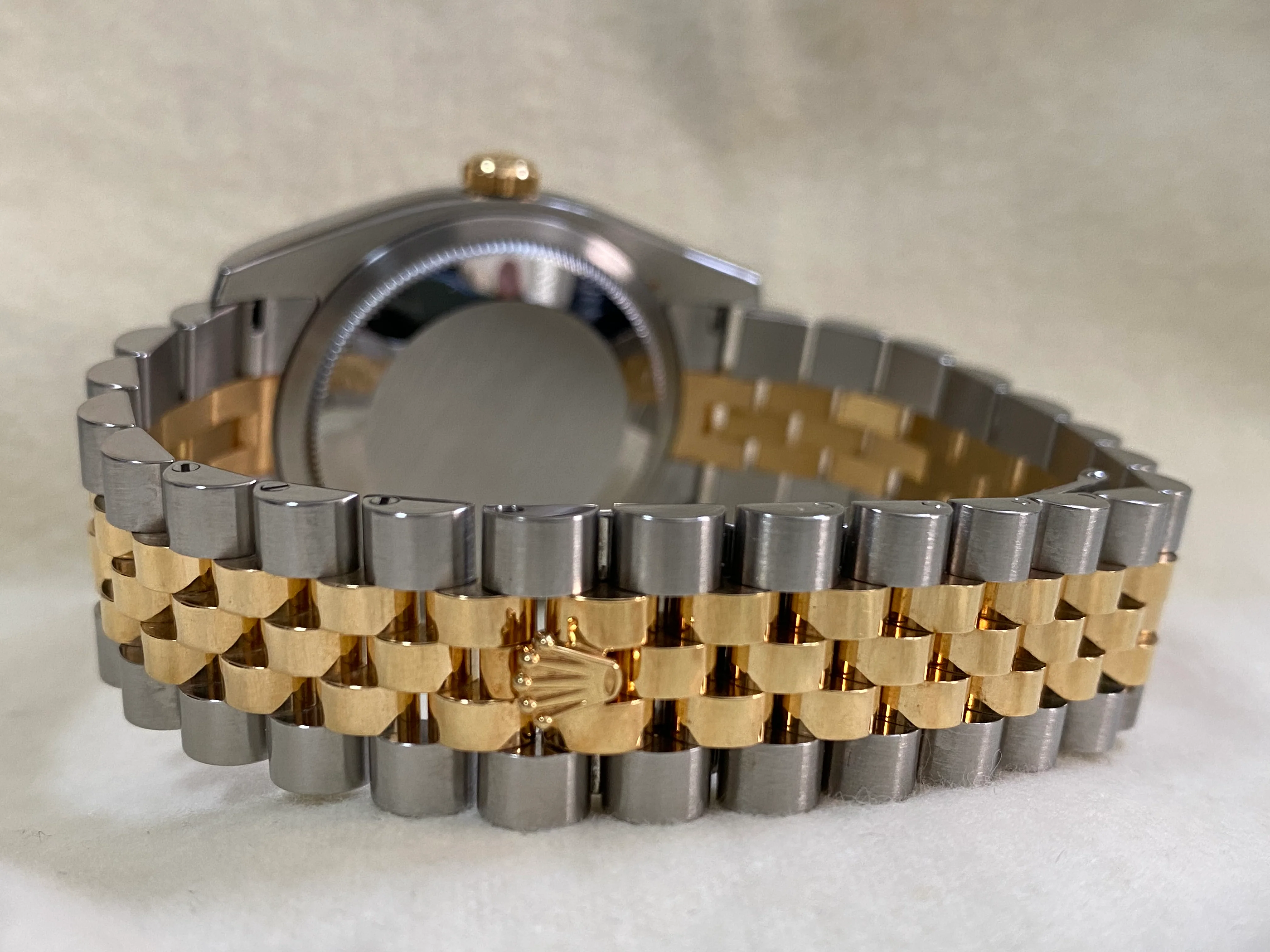 Rolex Steel and Yellow Gold Datejust 36 - 2017 - Fluted Bezel - White Roman Dial - Jubilee Bracelet - 116233 *UNPOLISHED*