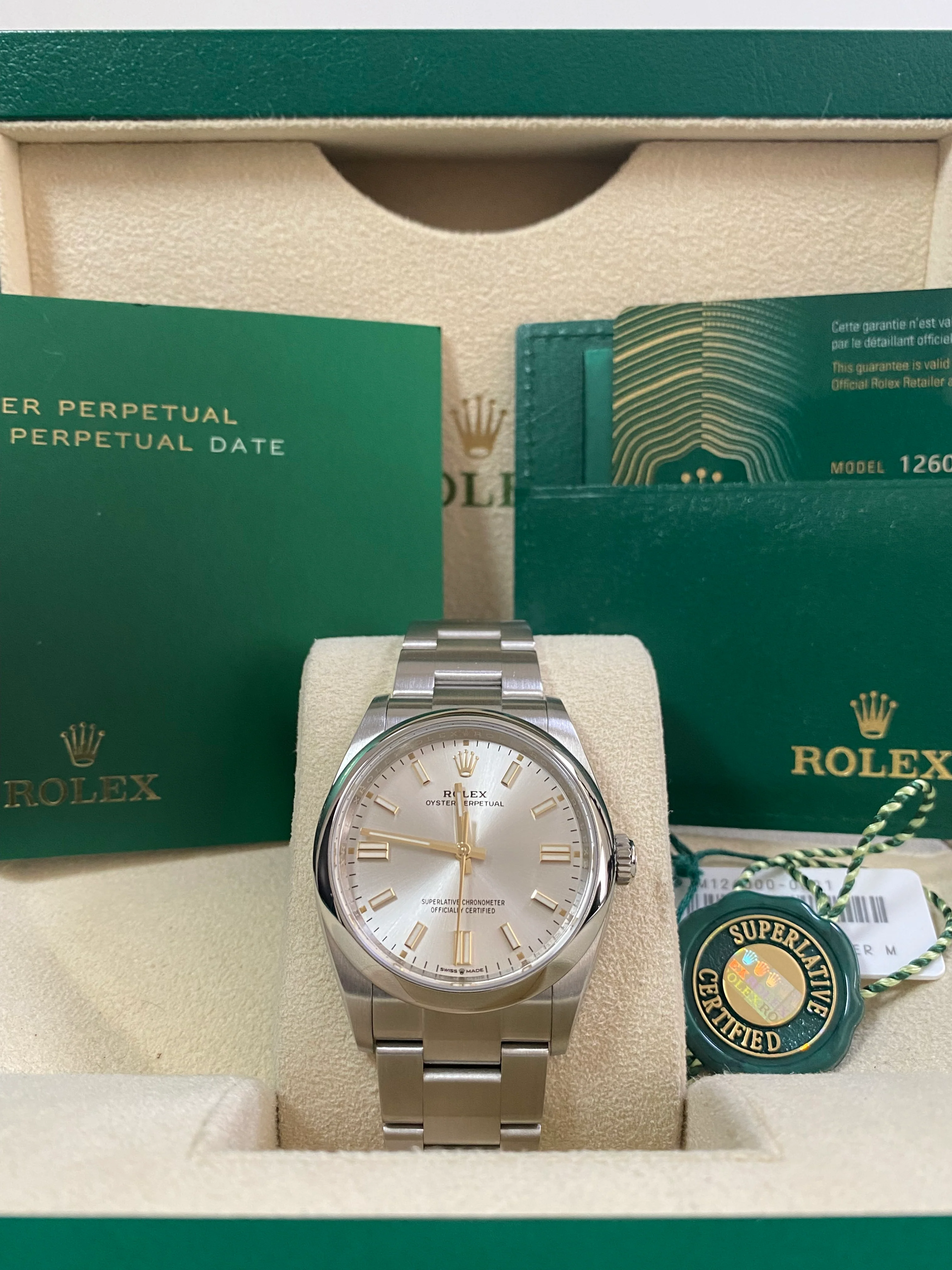 Rolex Oyster Perpetual 36 - 2023 - Domed Bezel - Silver Index Dial - Oyster Bracelet - 126000 *FULL SET*