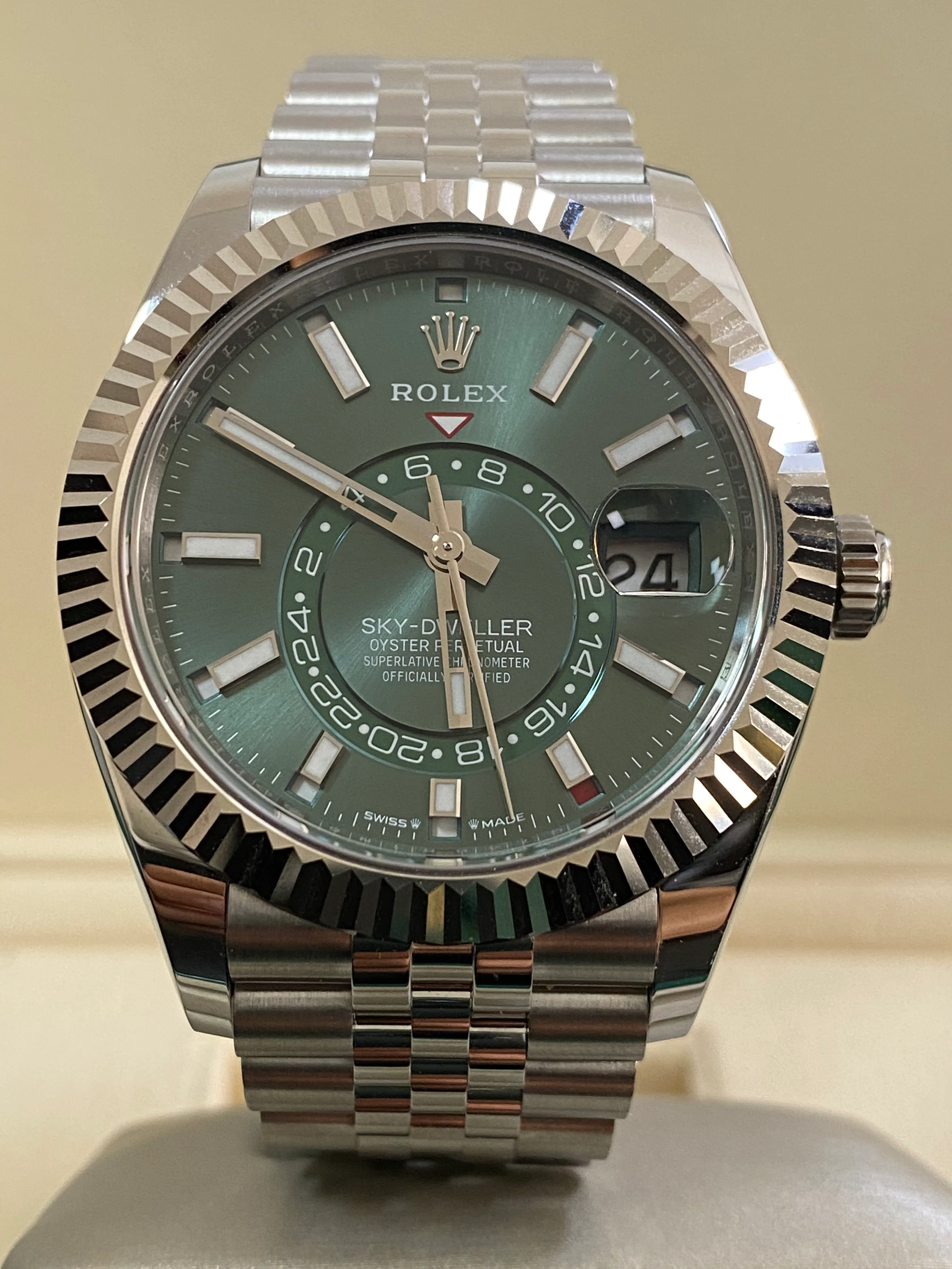 Rolex Steel Sky-Dweller - 2024 - Mint Green Dial - Jubilee Bracelet - 336934 *FULL SET*