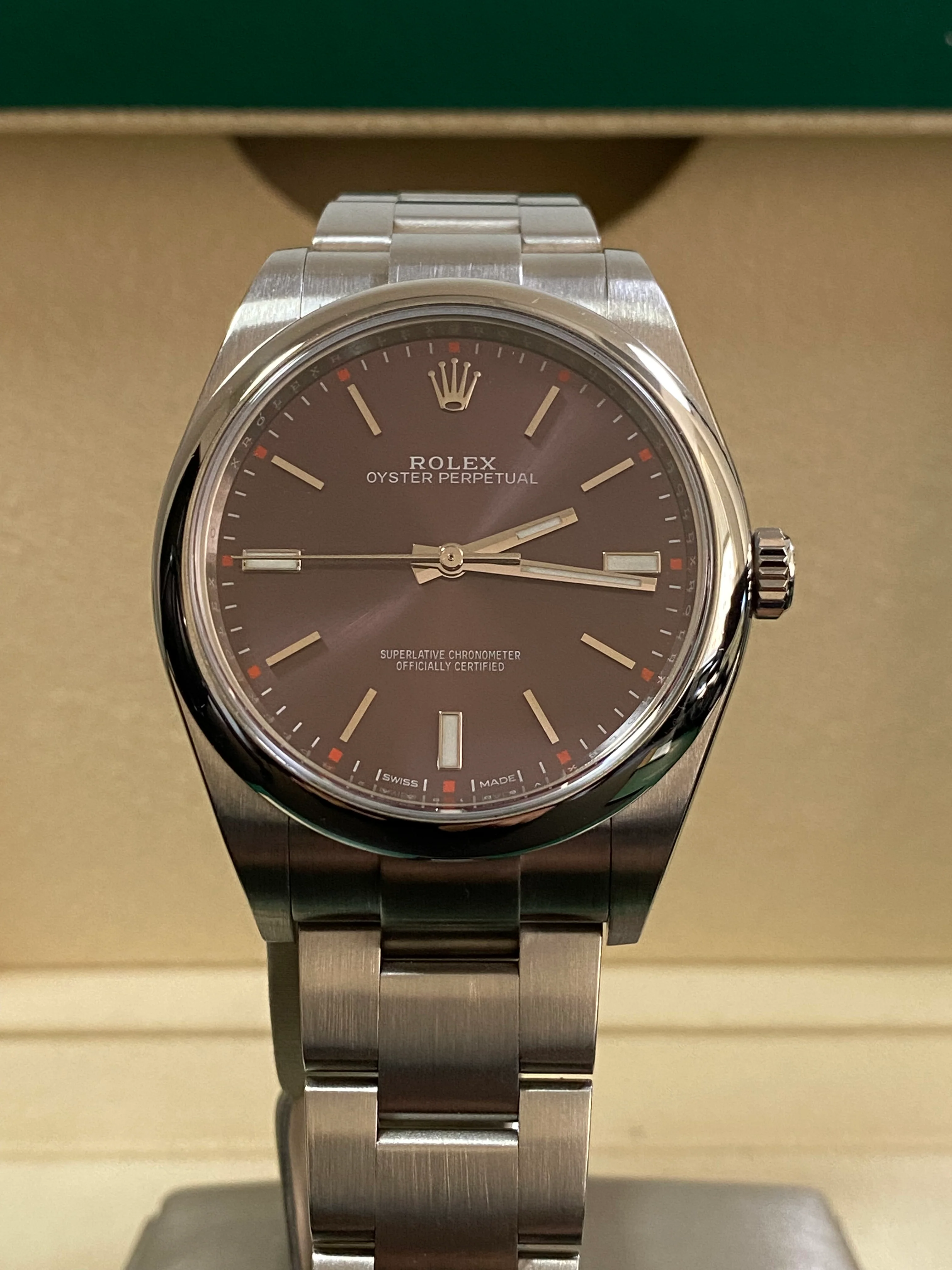 Rolex Steel Oyster Perpetual 39 - Domed Bezel - Grape Index Dial - 114300 COMPLETE SET