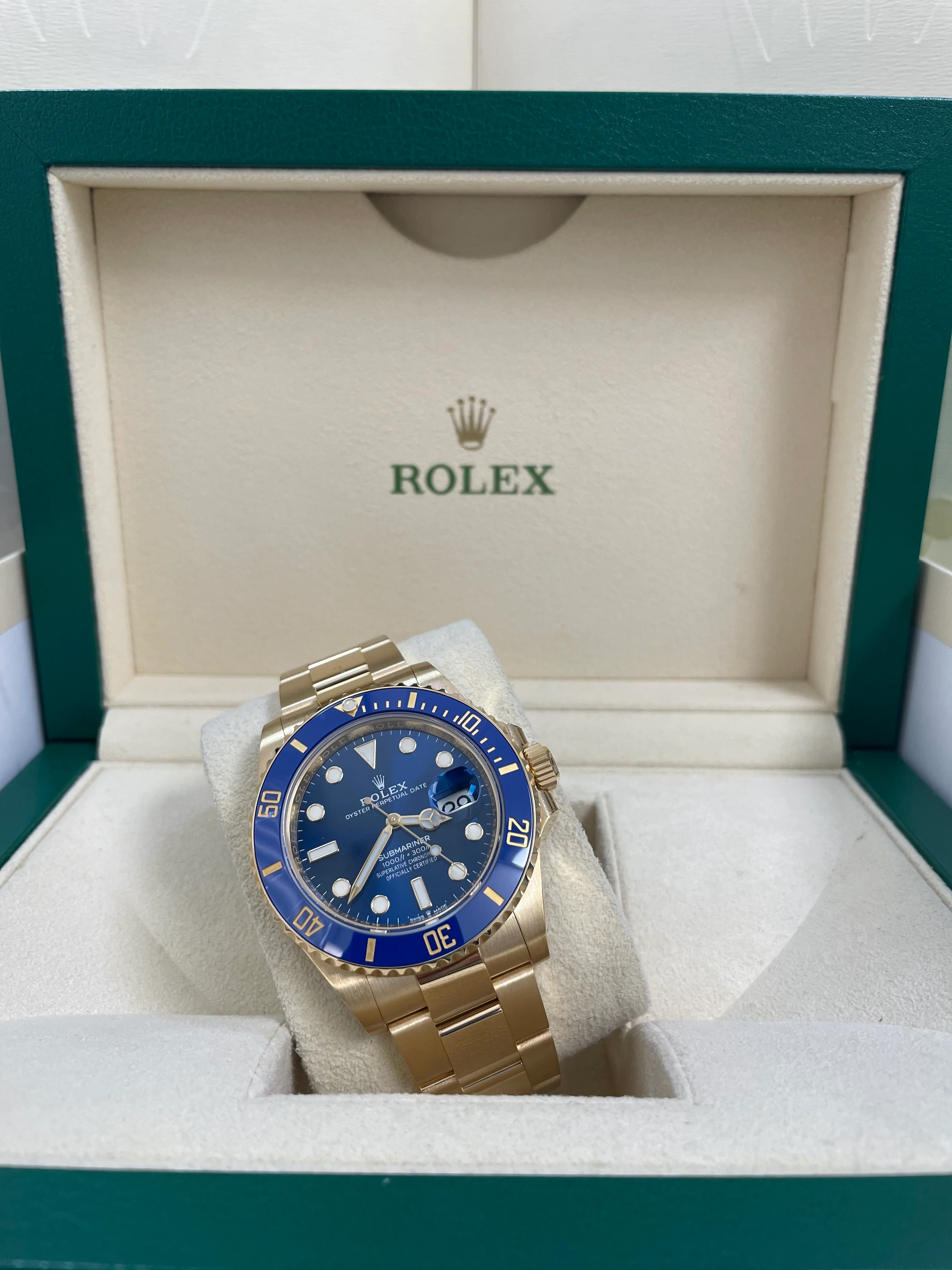 Rolex Yellow Gold Submariner Date - 2023 - Blue Bezel - Blue Dial - 126618LB