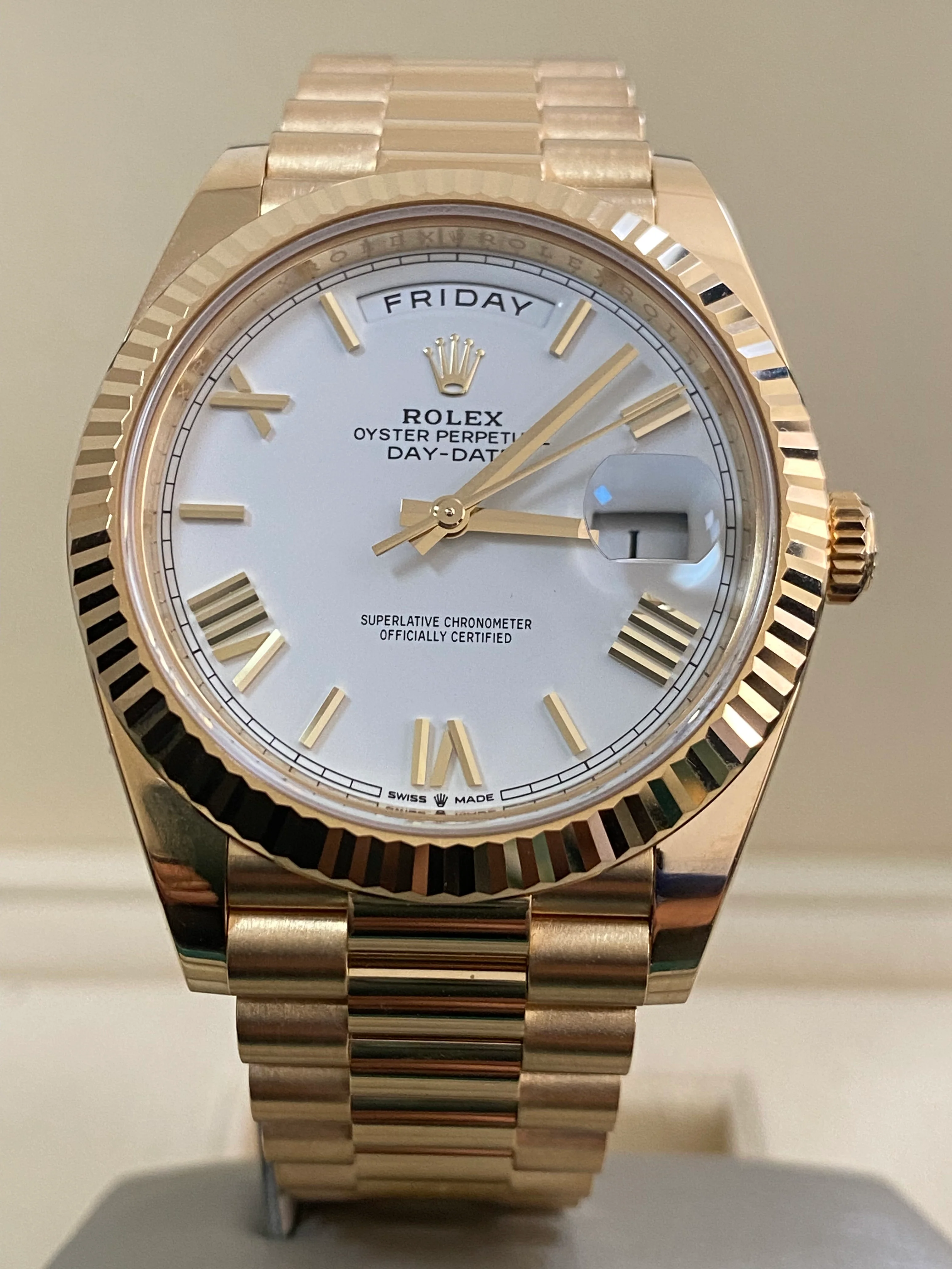 Rolex Yellow Gold Day-Date 40 - 2023 - Fluted Bezel - White Roman Dial - President Bracelet - 228238 *FULL SET*