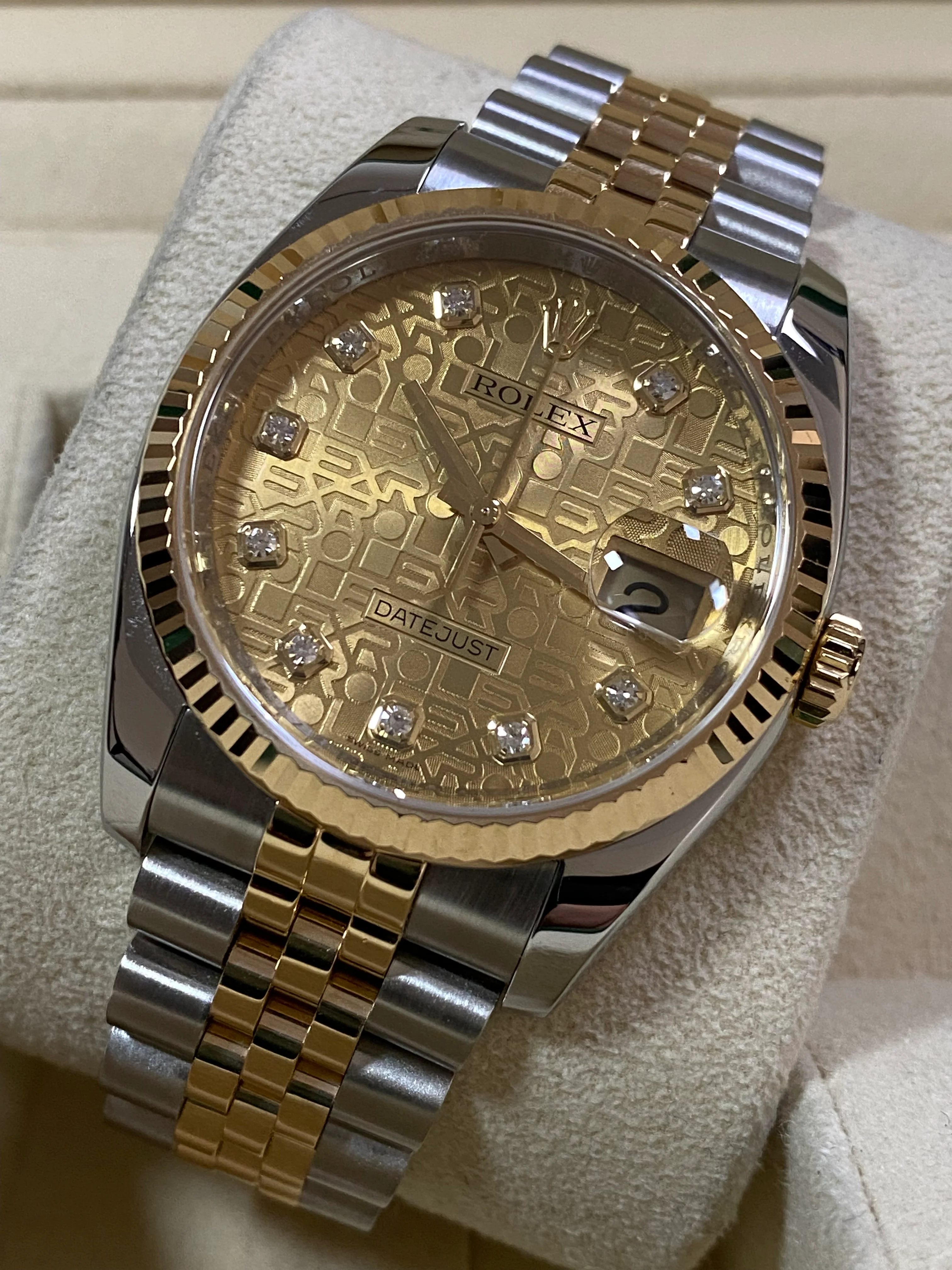 Rolex Steel and Yellow Gold Datejust 36 - V Serial - Fluted Bezel - Factory Diamond Dial - Jubilee Bracelet - 116233