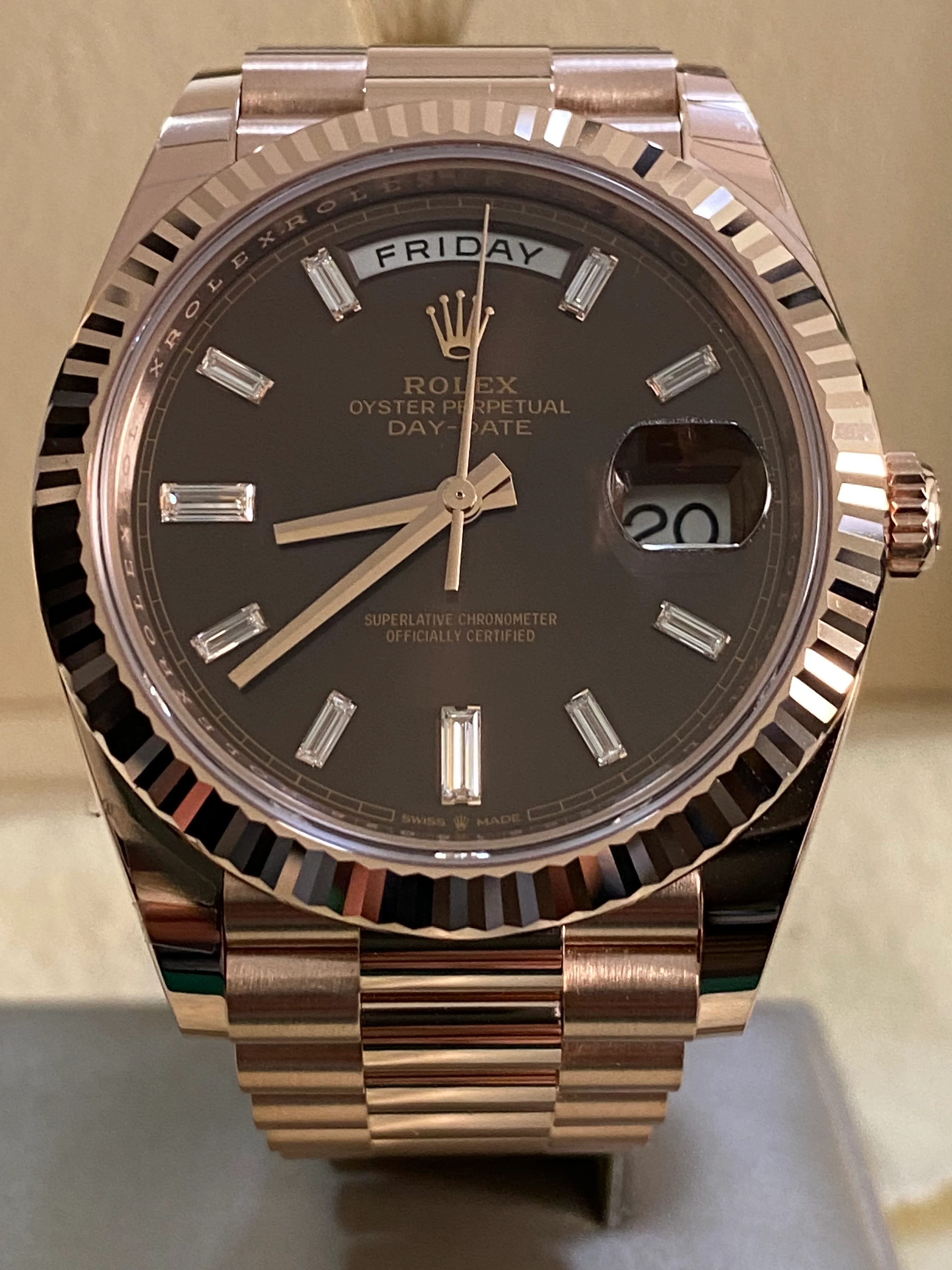 Rolex Everose Gold Day-Date 40 - 2023 - Fluted Bezel - Chocolate Baguette Diamond Dial - President Bracelet - 228235