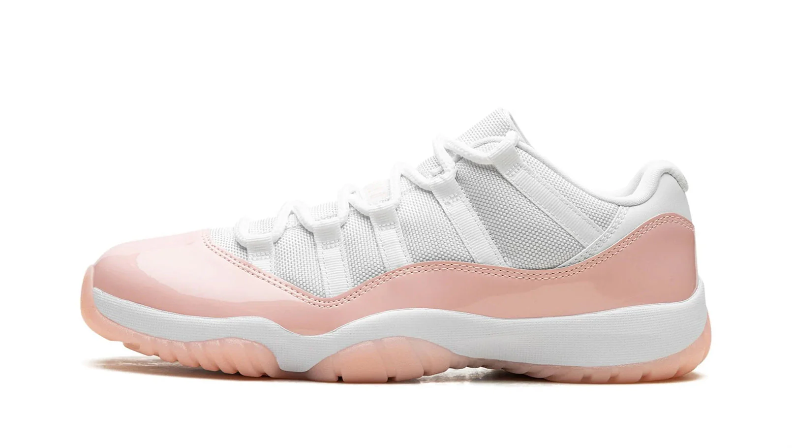 Air Jordan 11 Low WMNS 