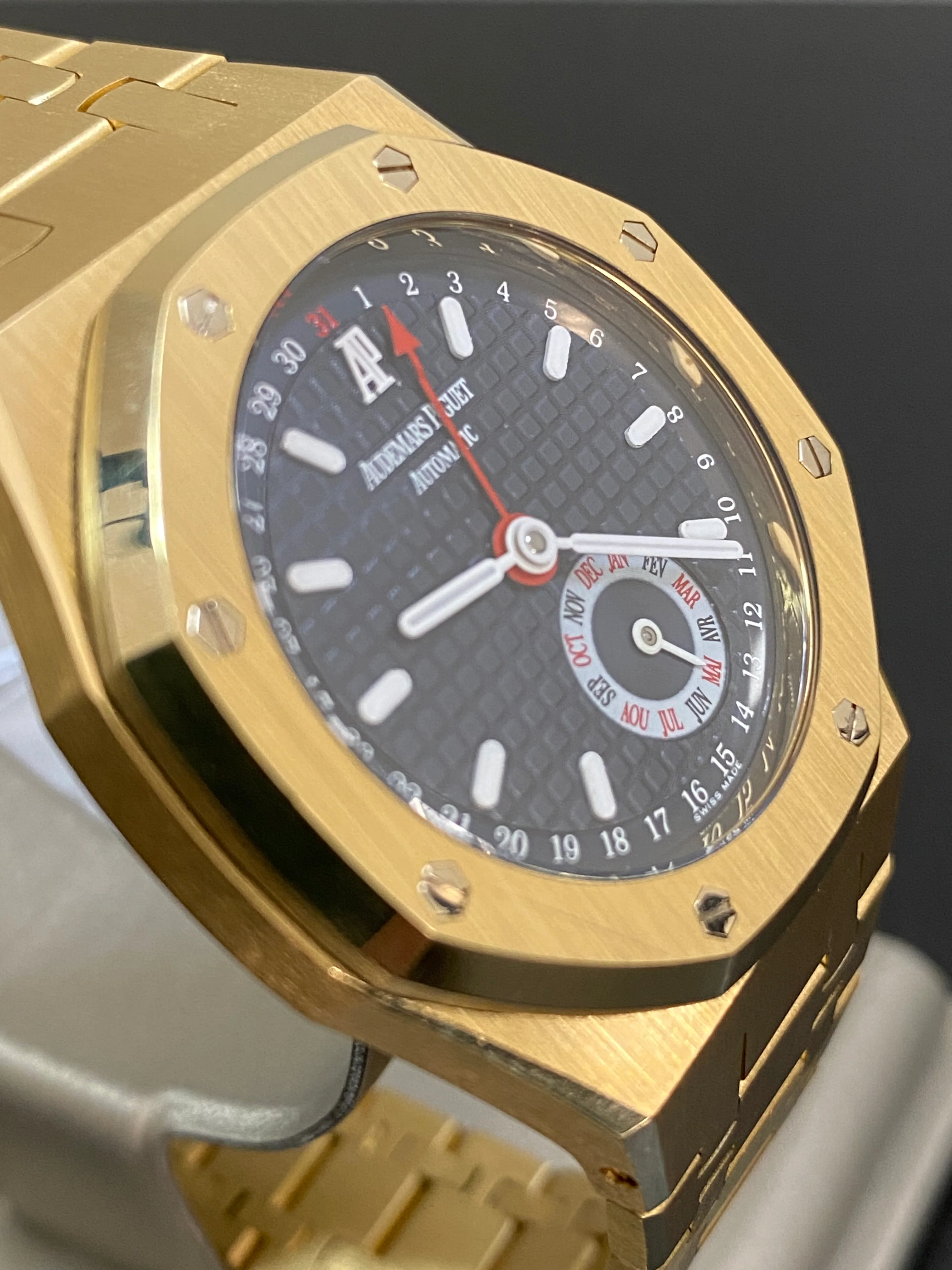 Audemars Piguet Royal Oak Annual - 18k Yellow Gold - Blue Dial - 25920BA - *COMPLETE SET*