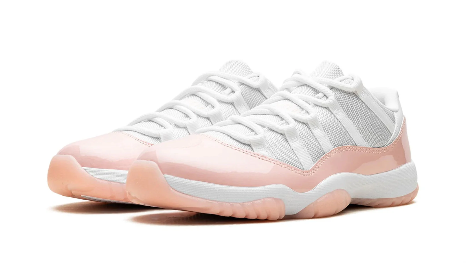 Air Jordan 11 Low WMNS 