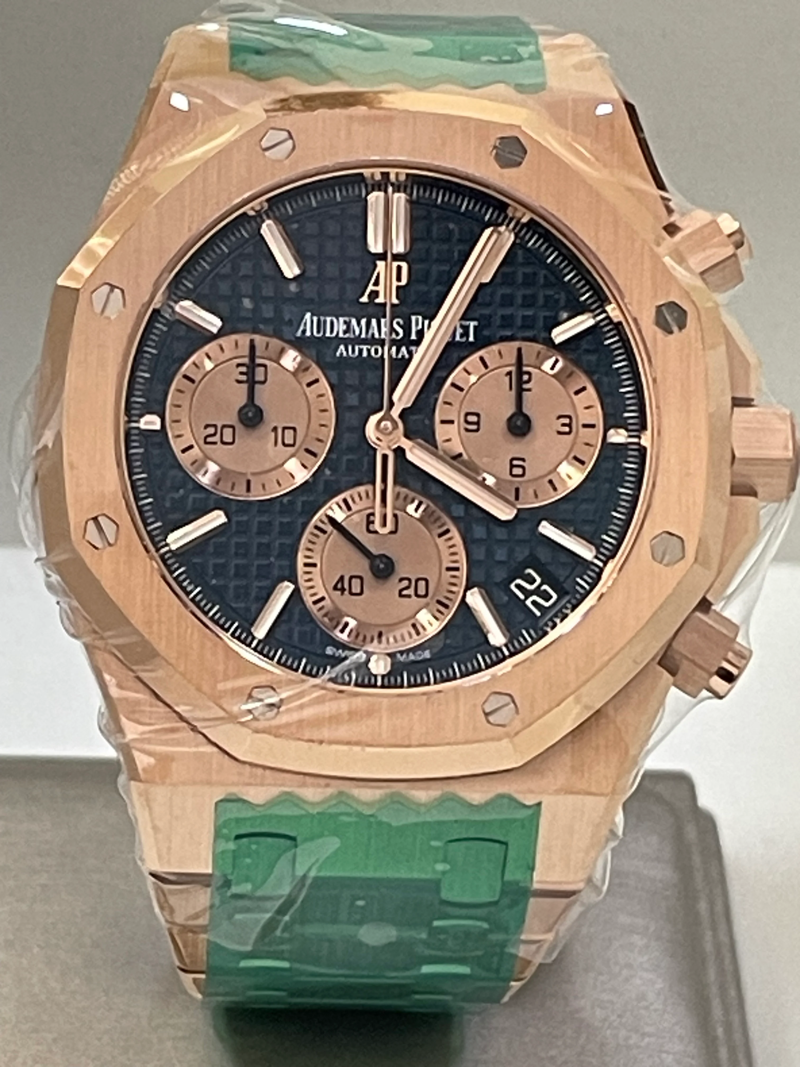 Audemars Piguet Royal Oak Selfwinding Chronograph - 2022 - Blue Exhibition Open Caseback - 26239OR - FULL STICKERS
