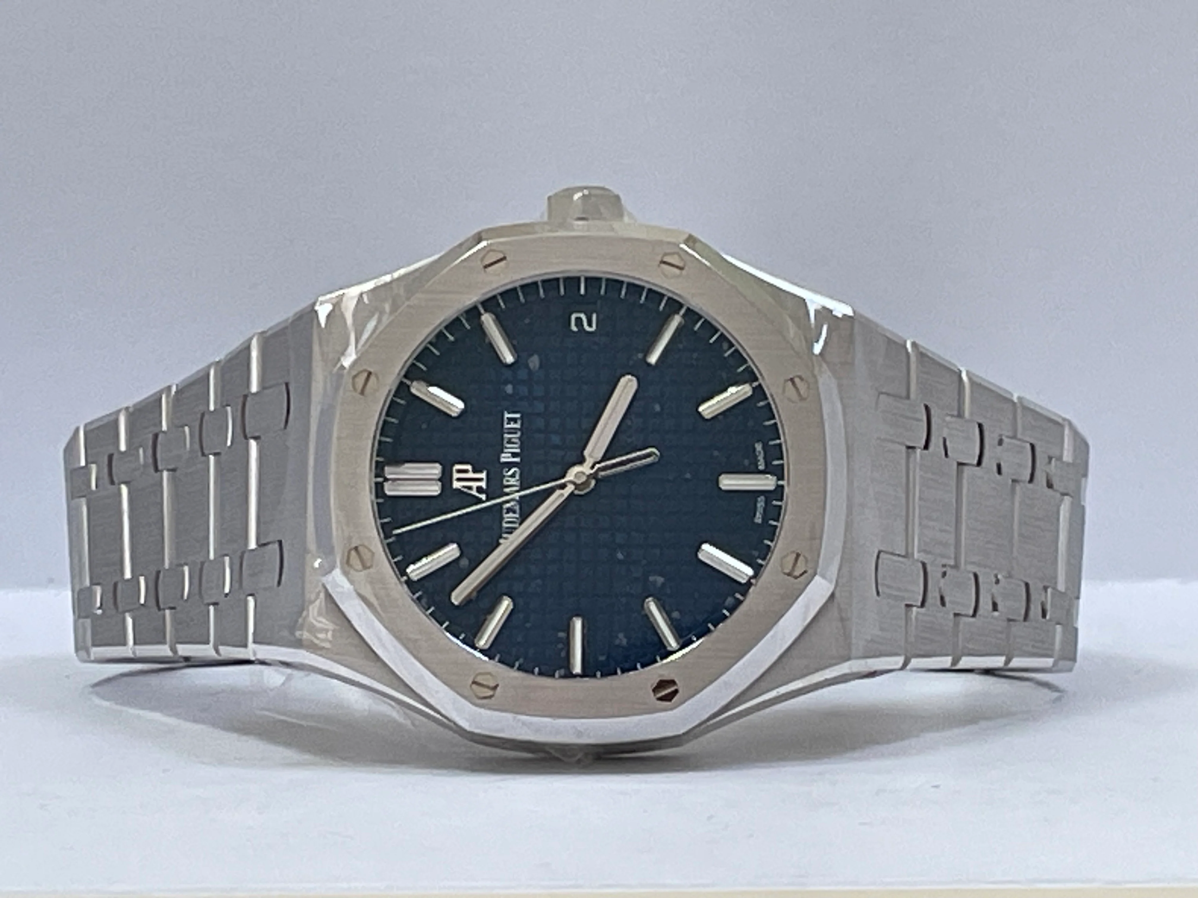 Audemars Piguet Japan Edition Royal Oak White Gold - 2021 - Blue Dial - 15503BC.00.1220BC.01