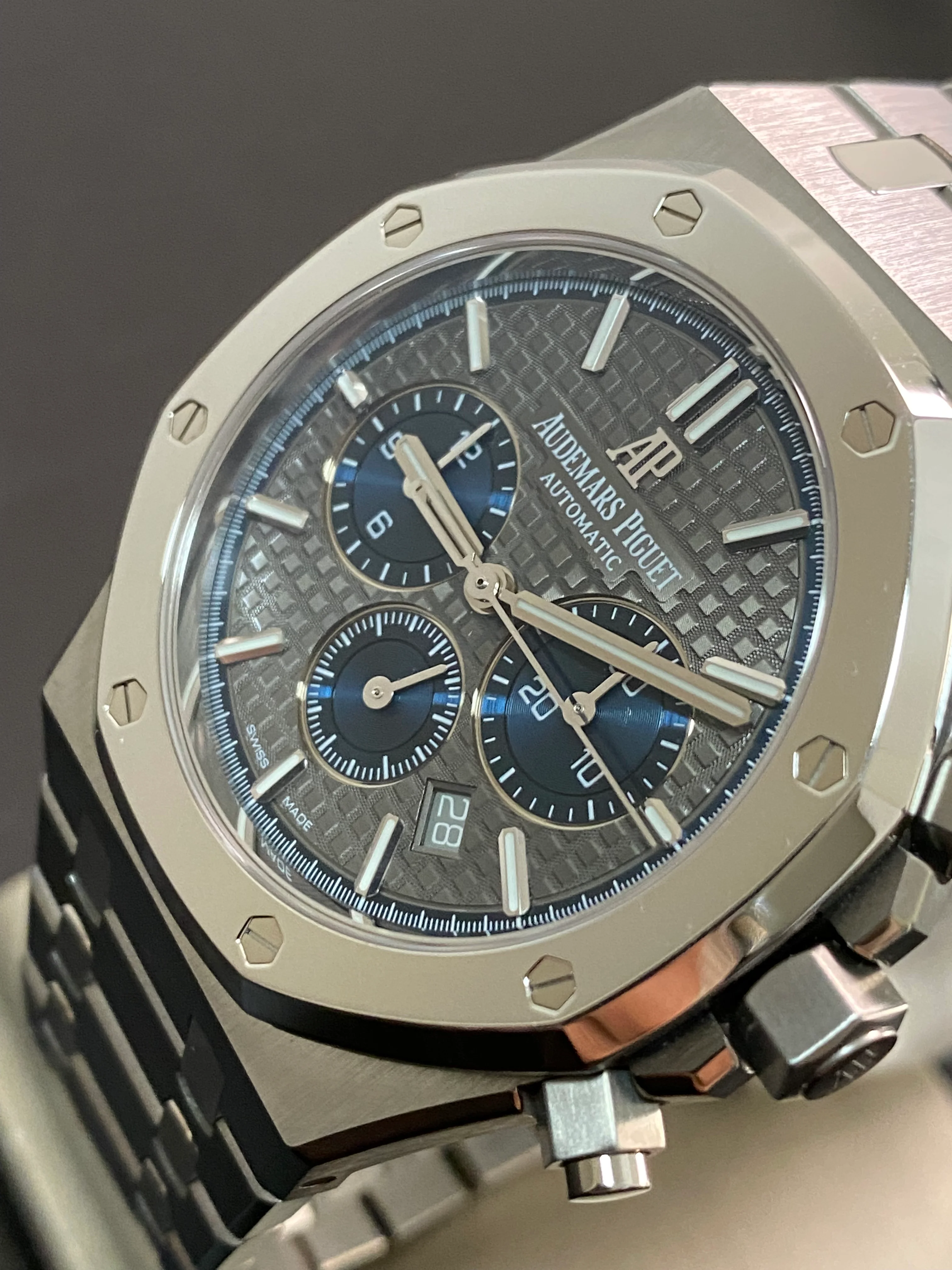 Audemars Piguet Royal Oak Chronograph - 41mm - Titanium Platinum Grey Dial - 26331IP *LIMITED TO 500PCS*