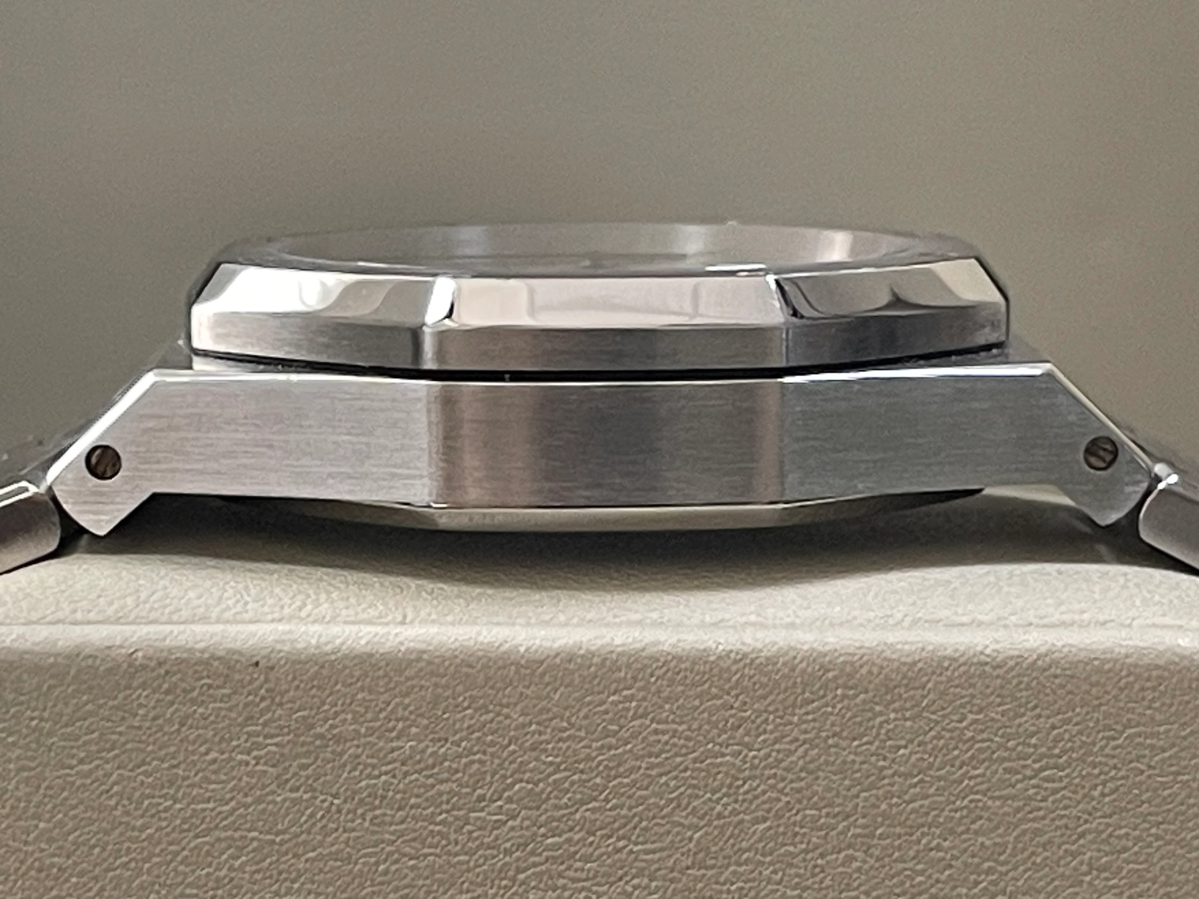 Audemars Piguet Royal Oak Chronograph - Stainless Steel - White Dial - 25860ST.00.1110ST.05