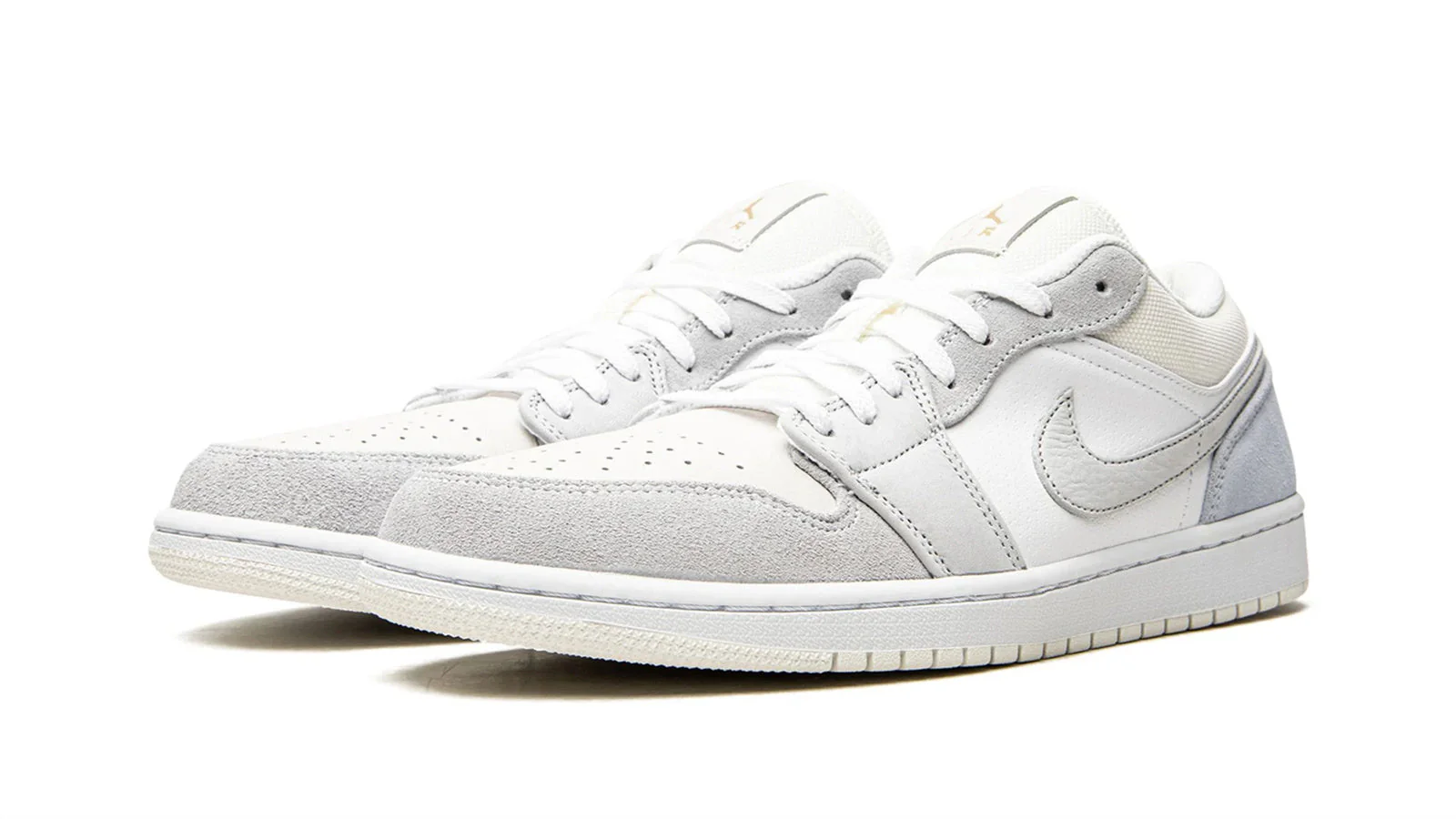 Air Jordan 1 Low 